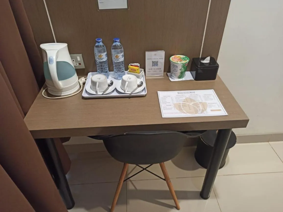 Coffee/tea facilities in OPI Indah Hotel
