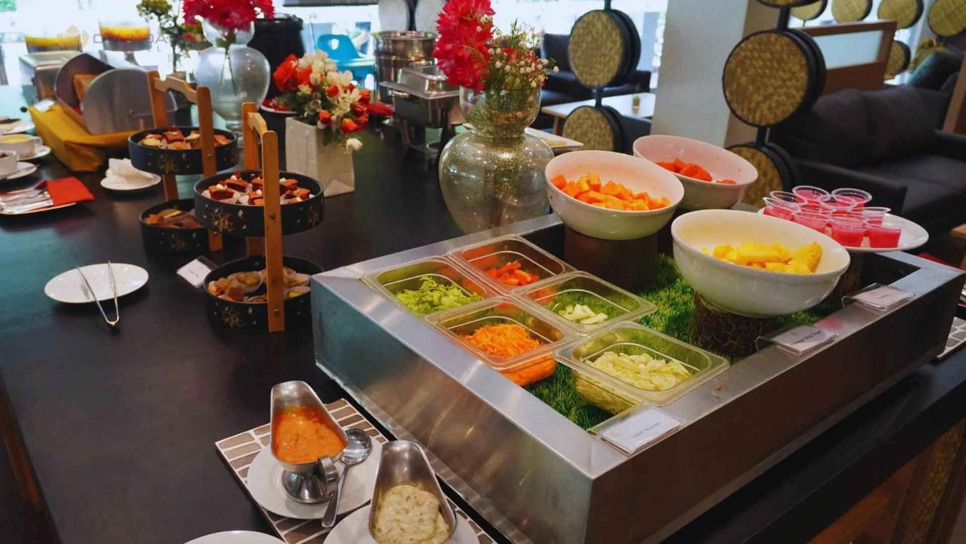 Restaurant/places to eat in OPI Indah Hotel