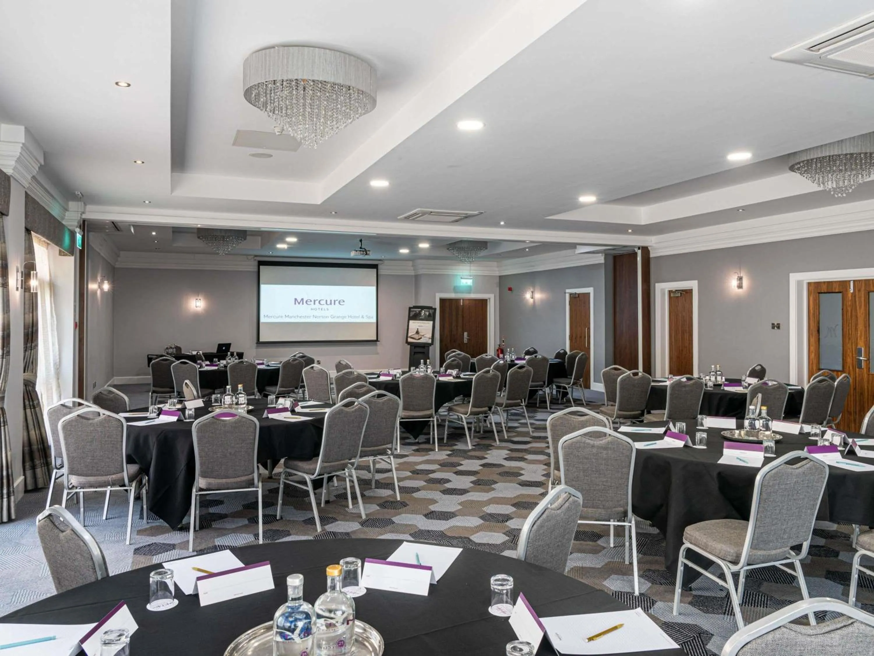 Meeting/conference room in Mercure Manchester Norton Grange Hotel & Spa
