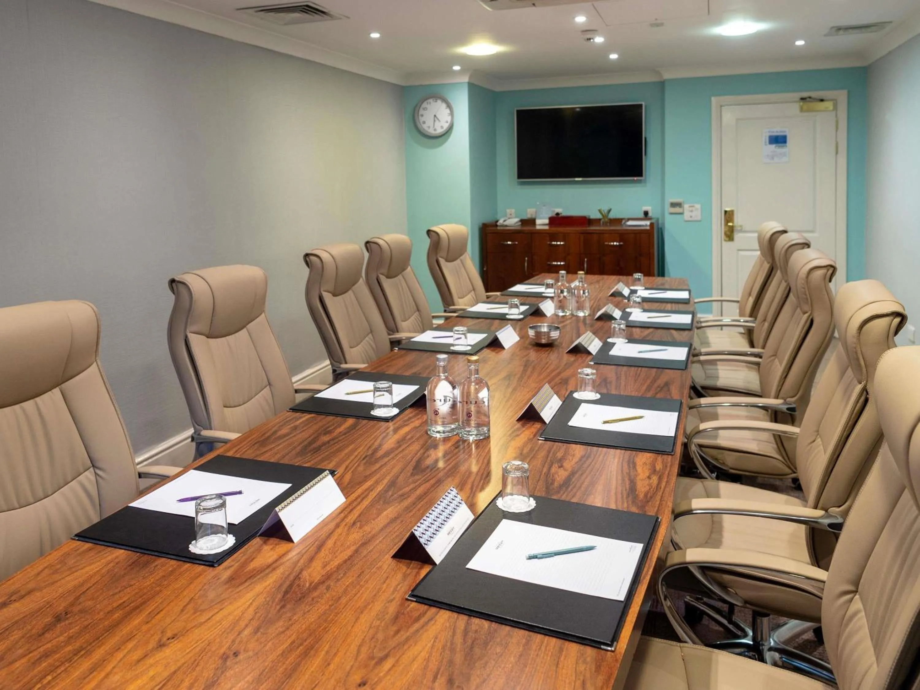 Meeting/conference room in Mercure Manchester Norton Grange Hotel & Spa