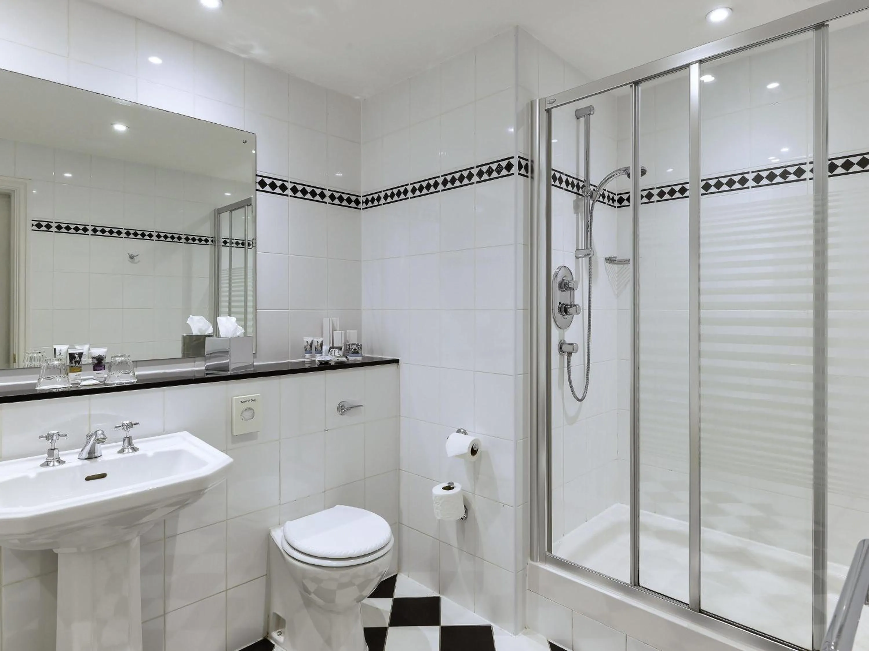 Bedroom in Mercure Manchester Norton Grange Hotel & Spa