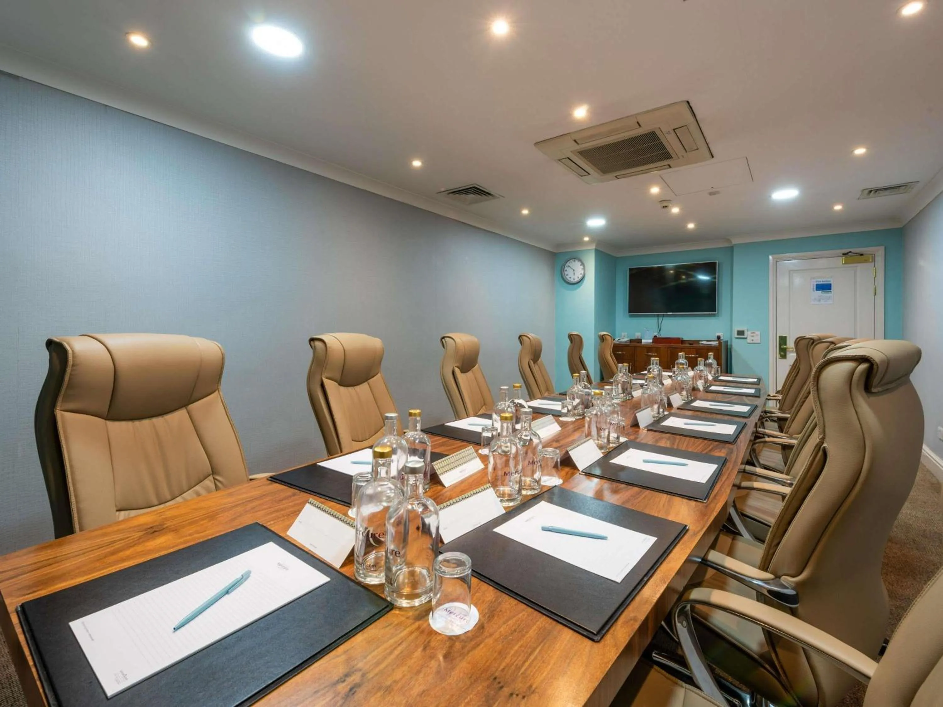 Meeting/conference room in Mercure Manchester Norton Grange Hotel & Spa