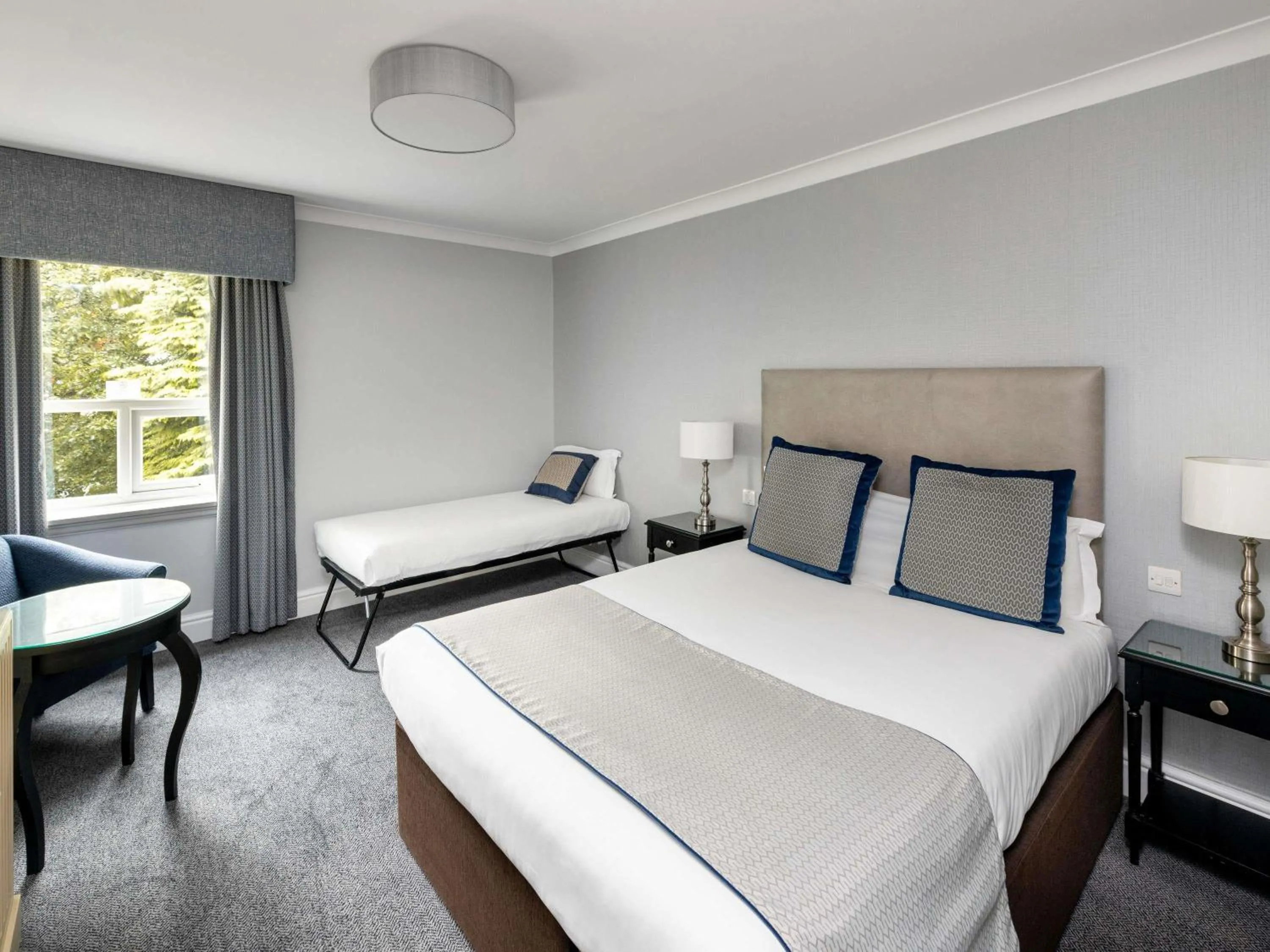 Bedroom, Bed in Mercure Manchester Norton Grange Hotel & Spa