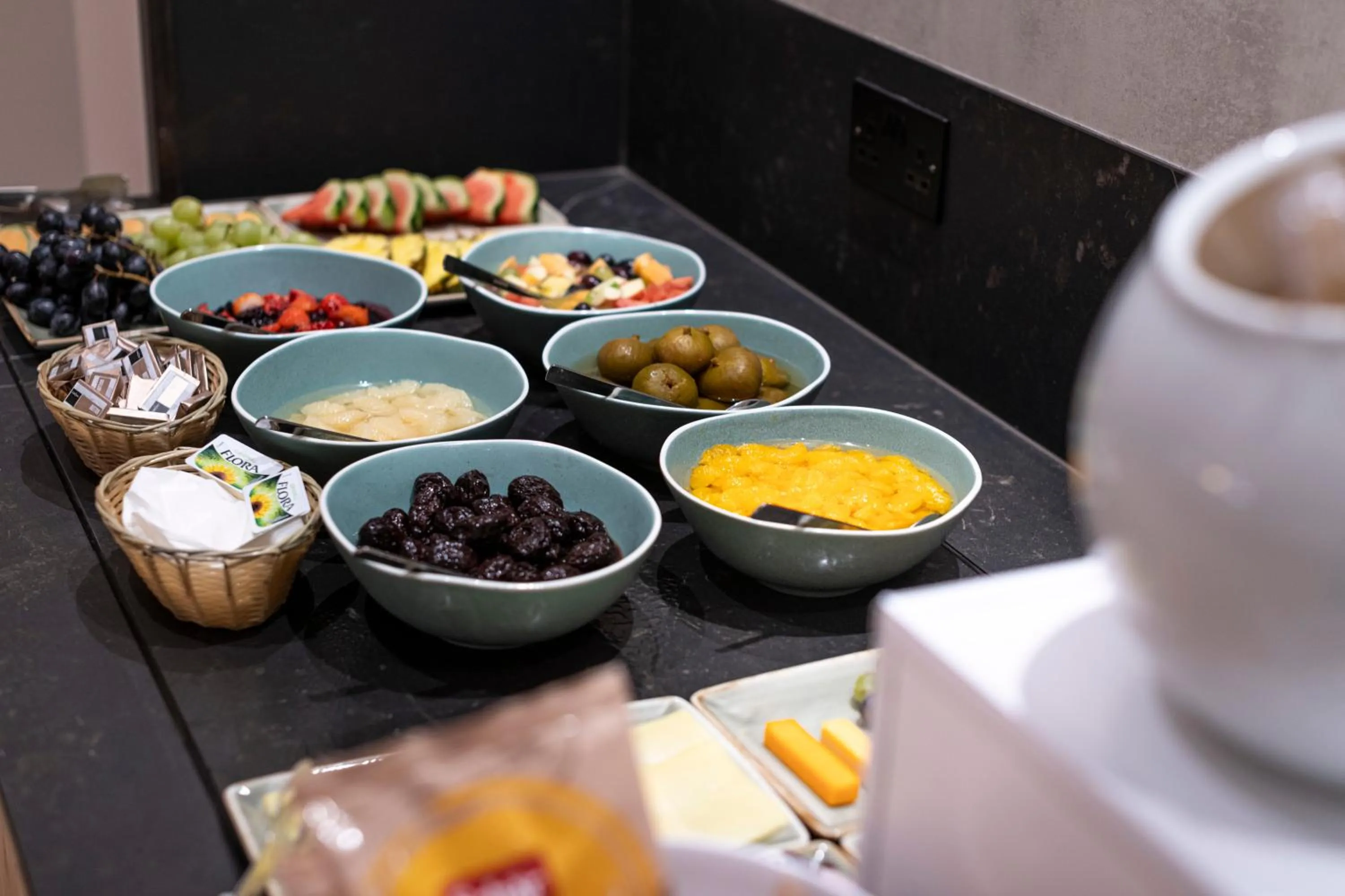 Breakfast in Mercure Manchester Norton Grange Hotel & Spa