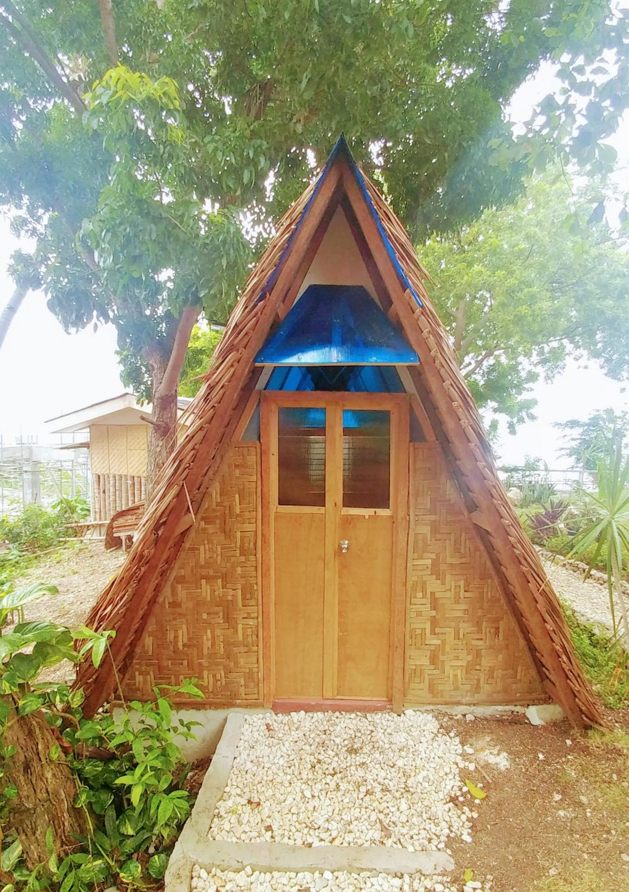 Garden view in Stay N Save B&B