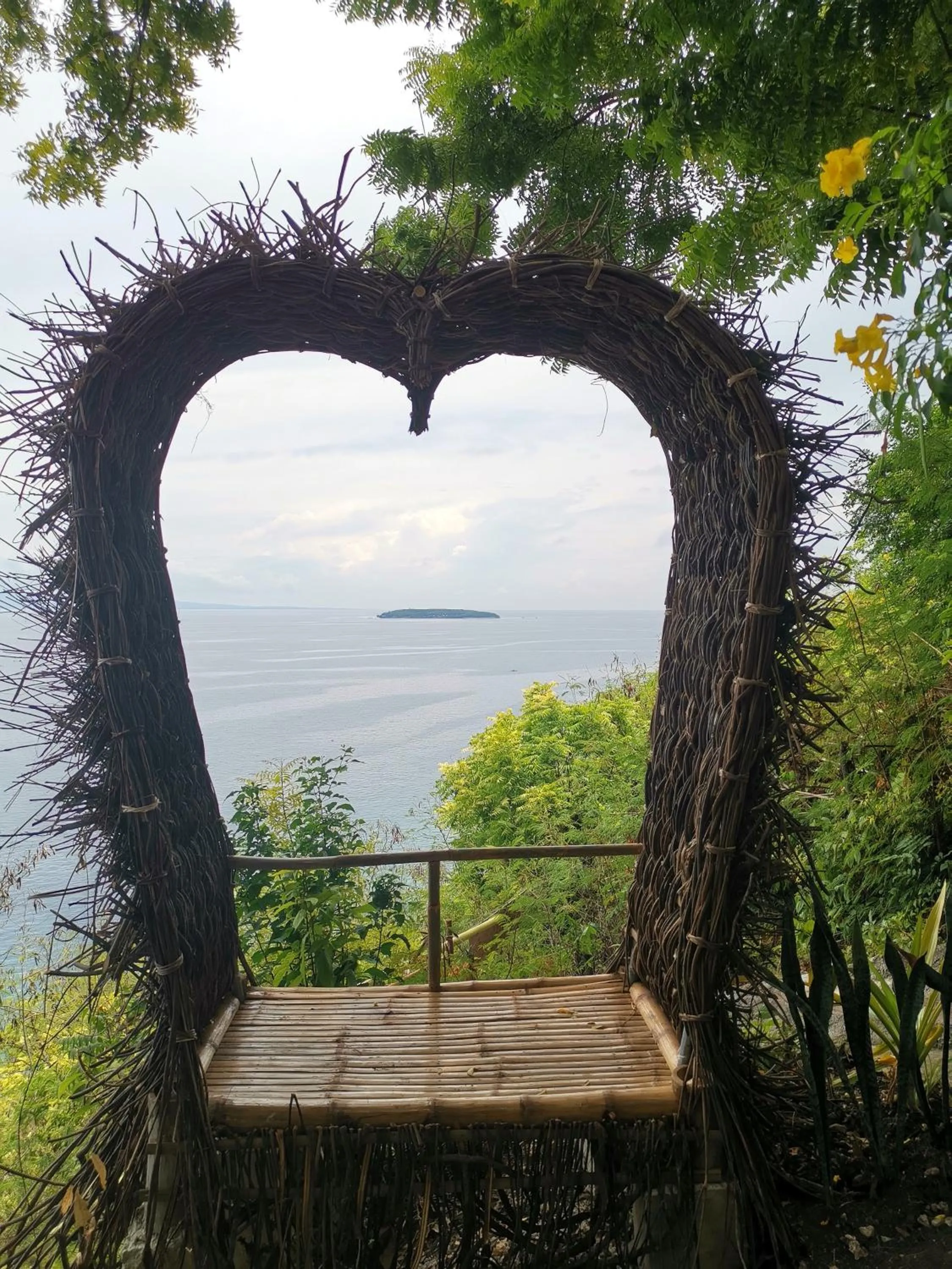 Garden in Stay N Save B&B