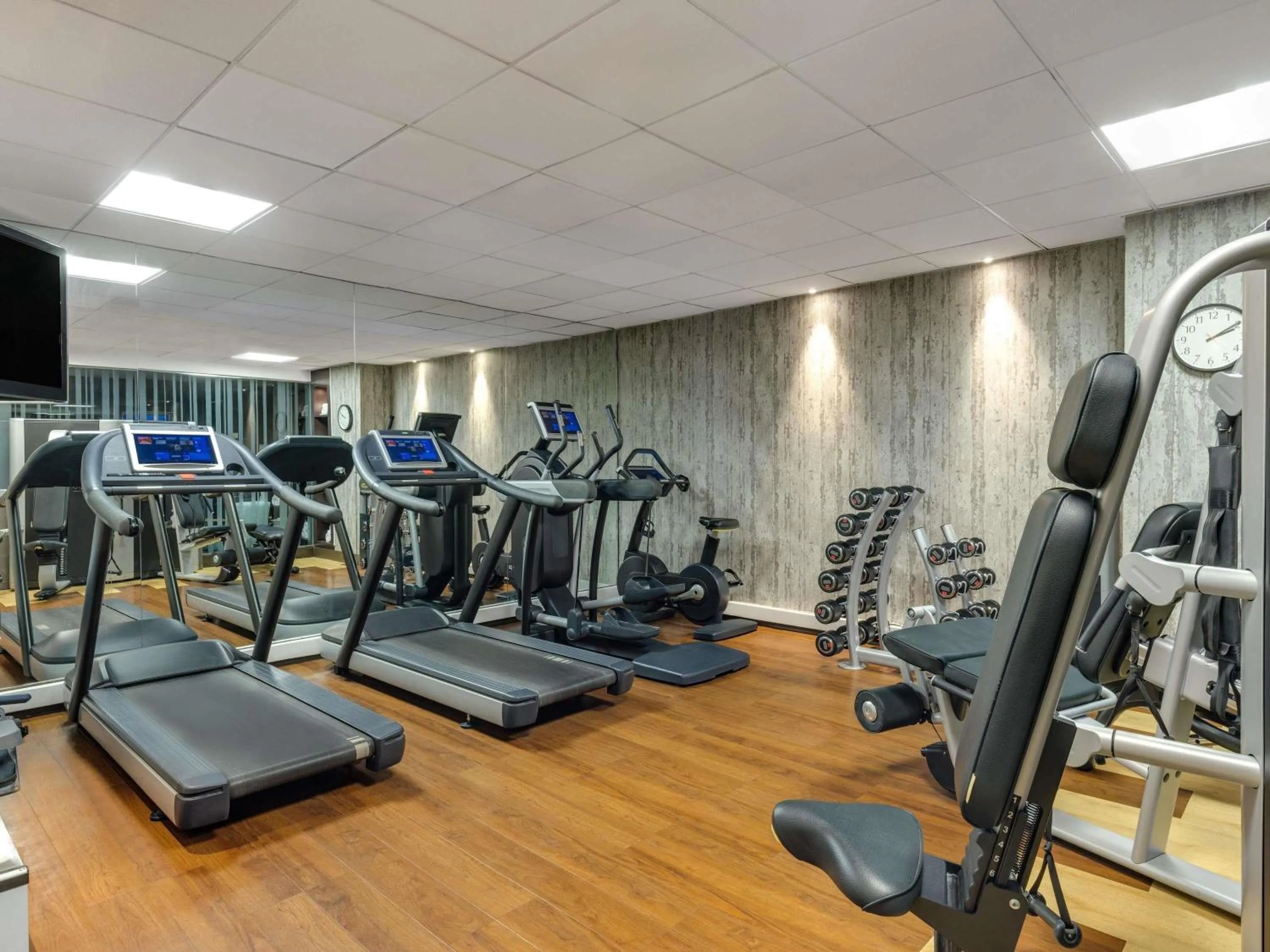 Fitness centre/facilities in Novotel London Tower Bridge