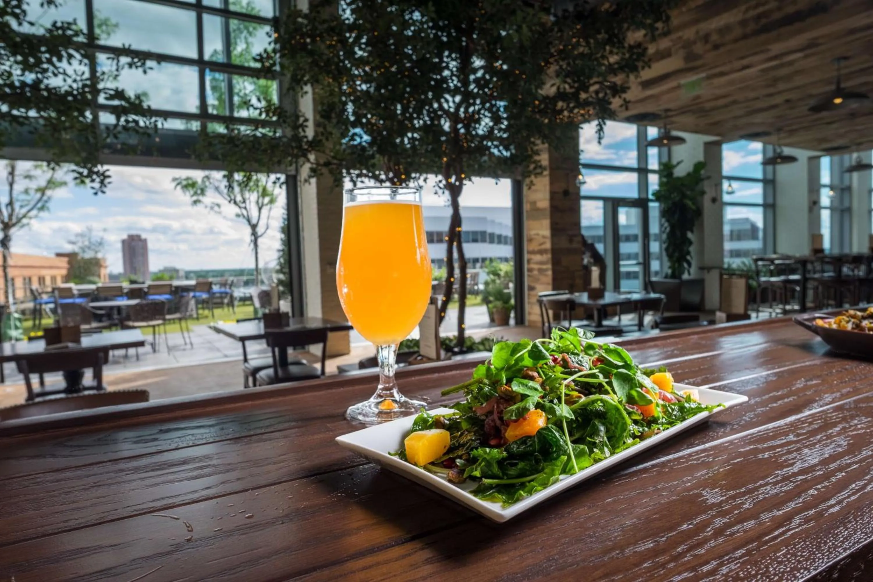 Restaurant/places to eat in Hilton Norfolk The Main