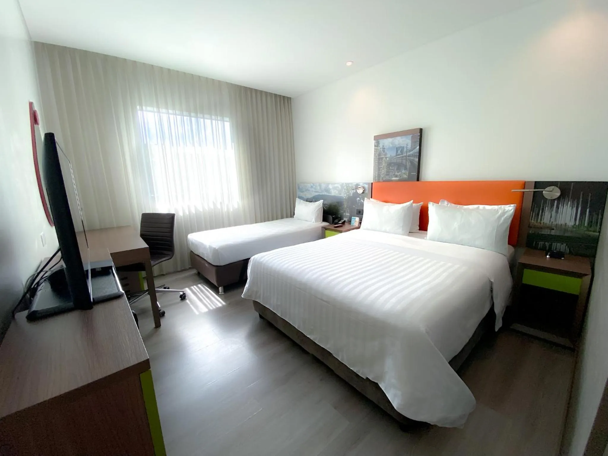 Bed in Hampton by Hilton Medellin