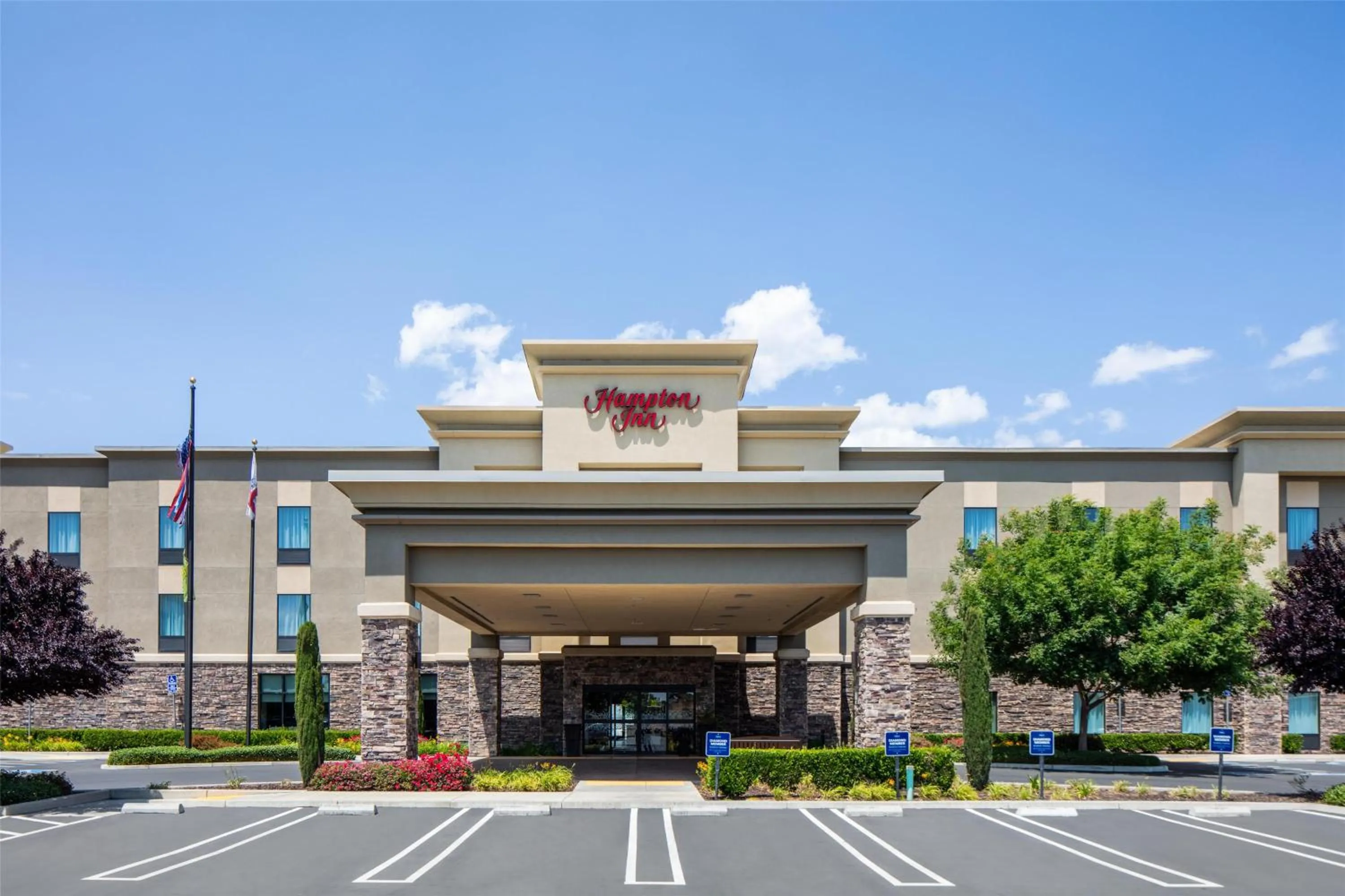 Property building in Hampton Inn by Hilton Turlock