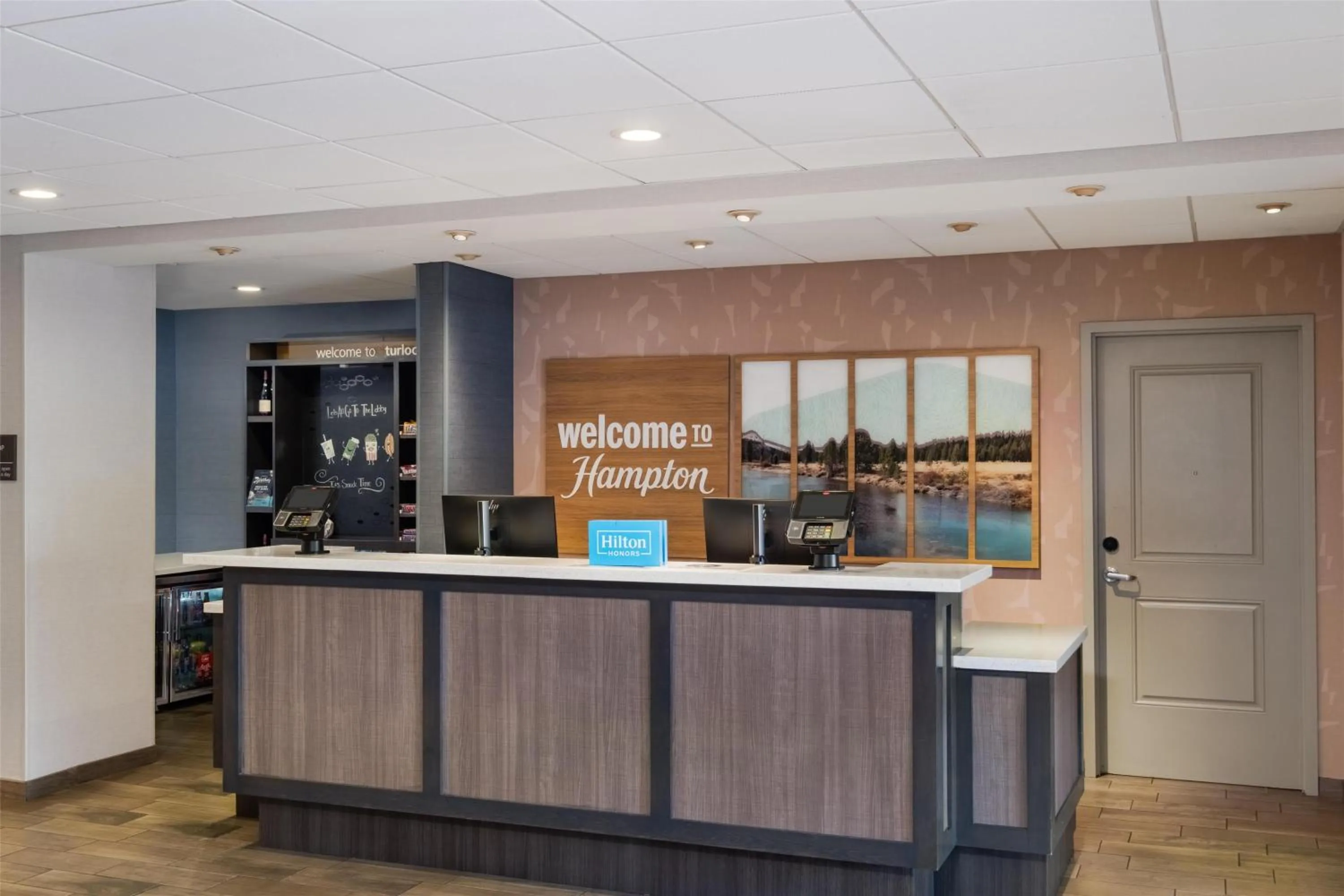 Lobby or reception in Hampton Inn by Hilton Turlock