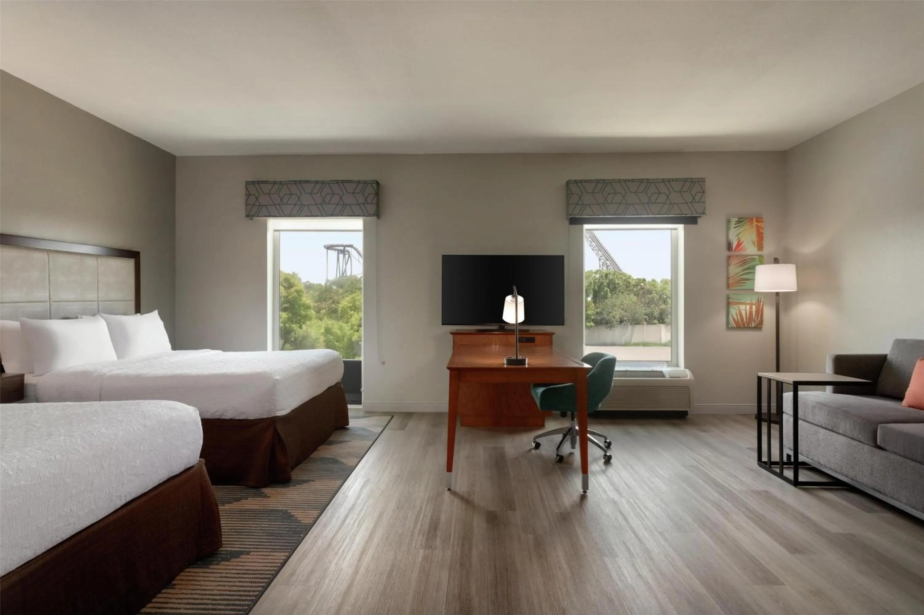 Bedroom, Bed in Hampton Inn & Suites by Hilton Tampa Busch Gardens Area