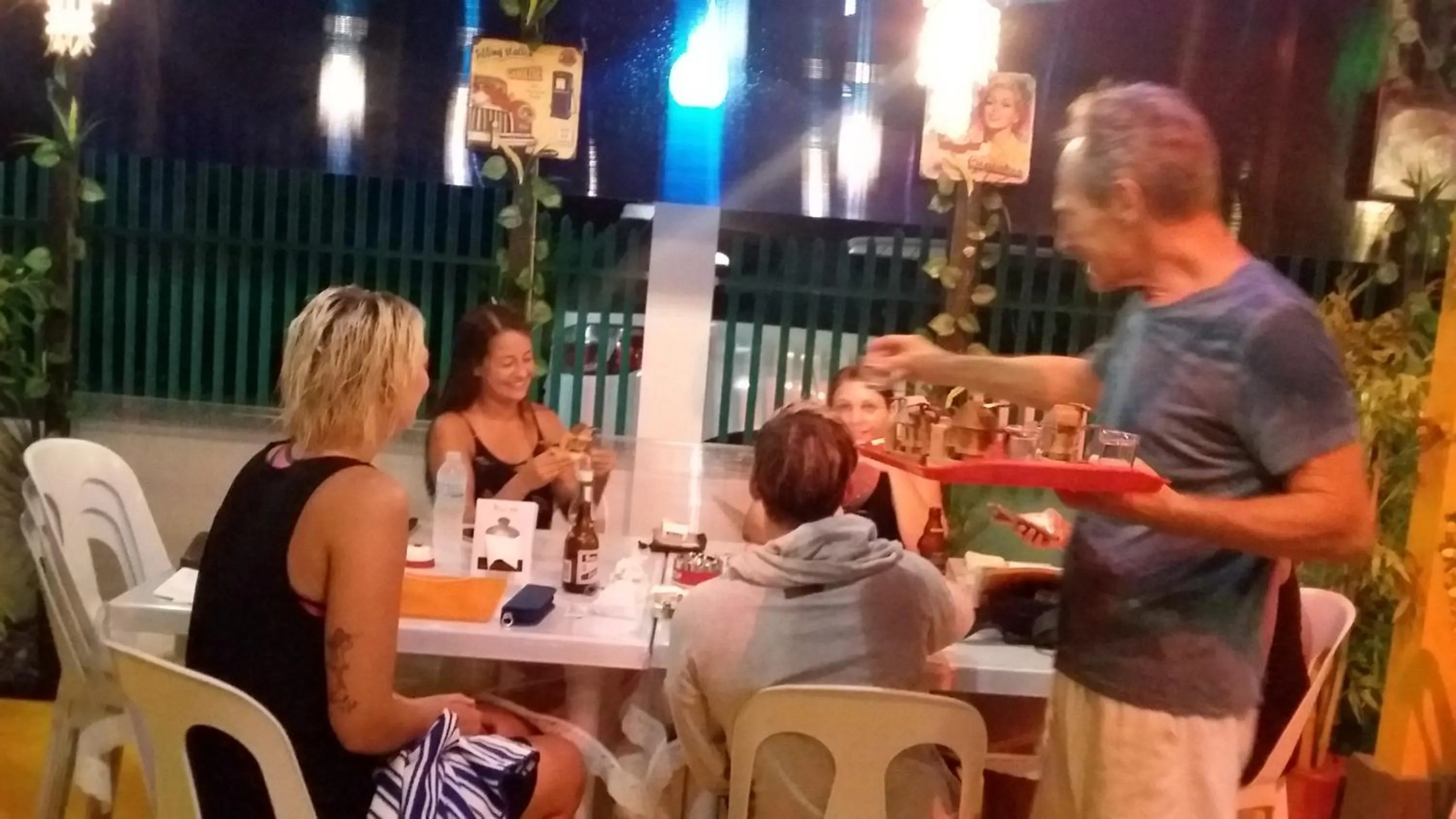 Moalboal Bamboo Guest House