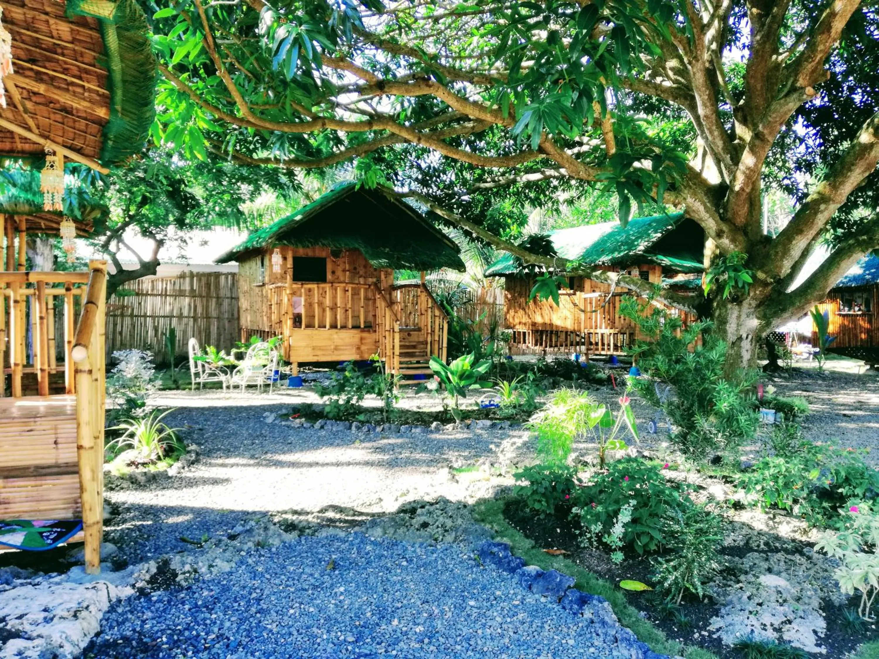 Moalboal Bamboo Guest House