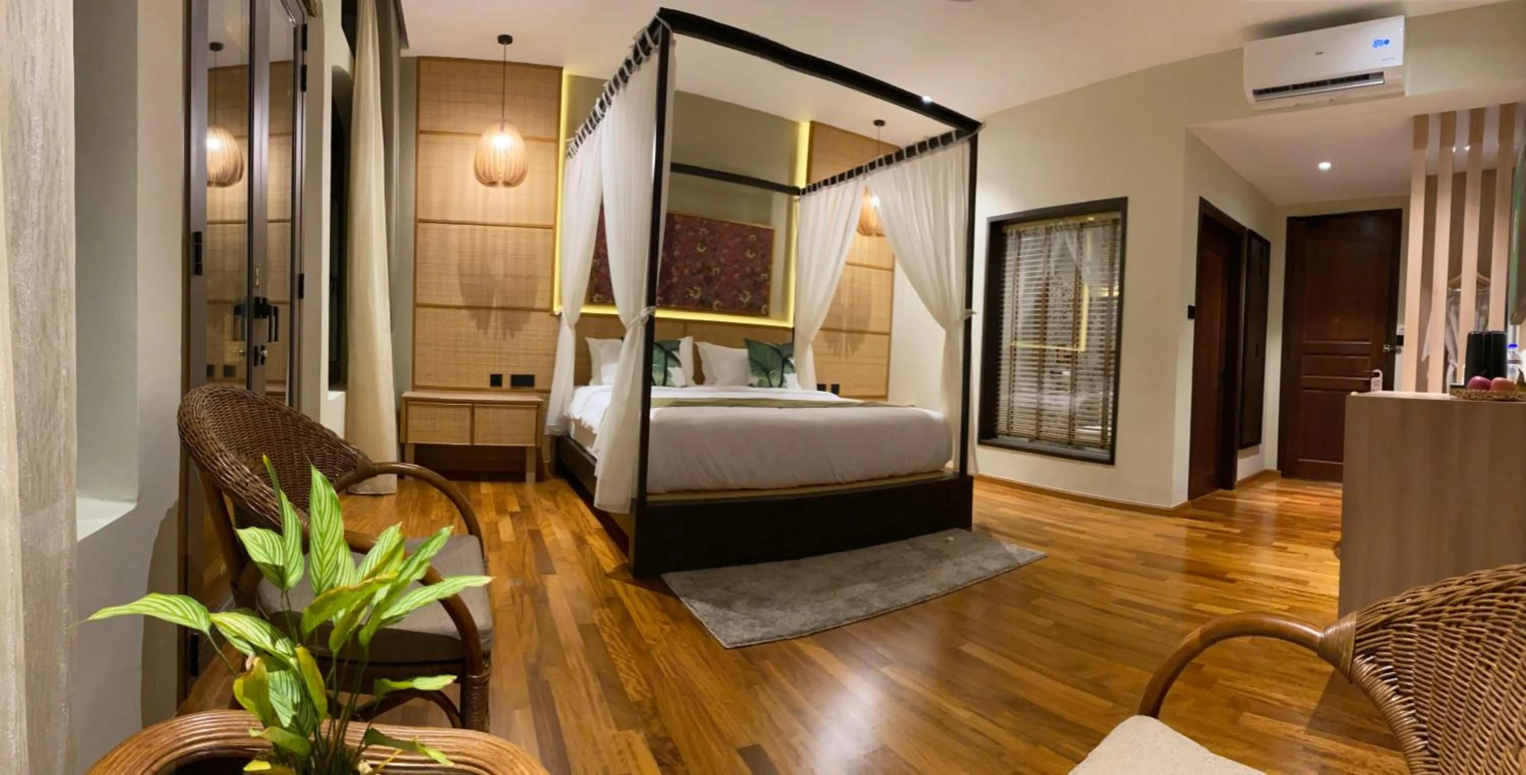 Bedroom, Bed in ke-lan-tan House