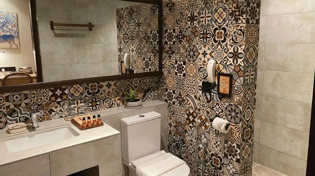 Bathroom in ke-lan-tan House