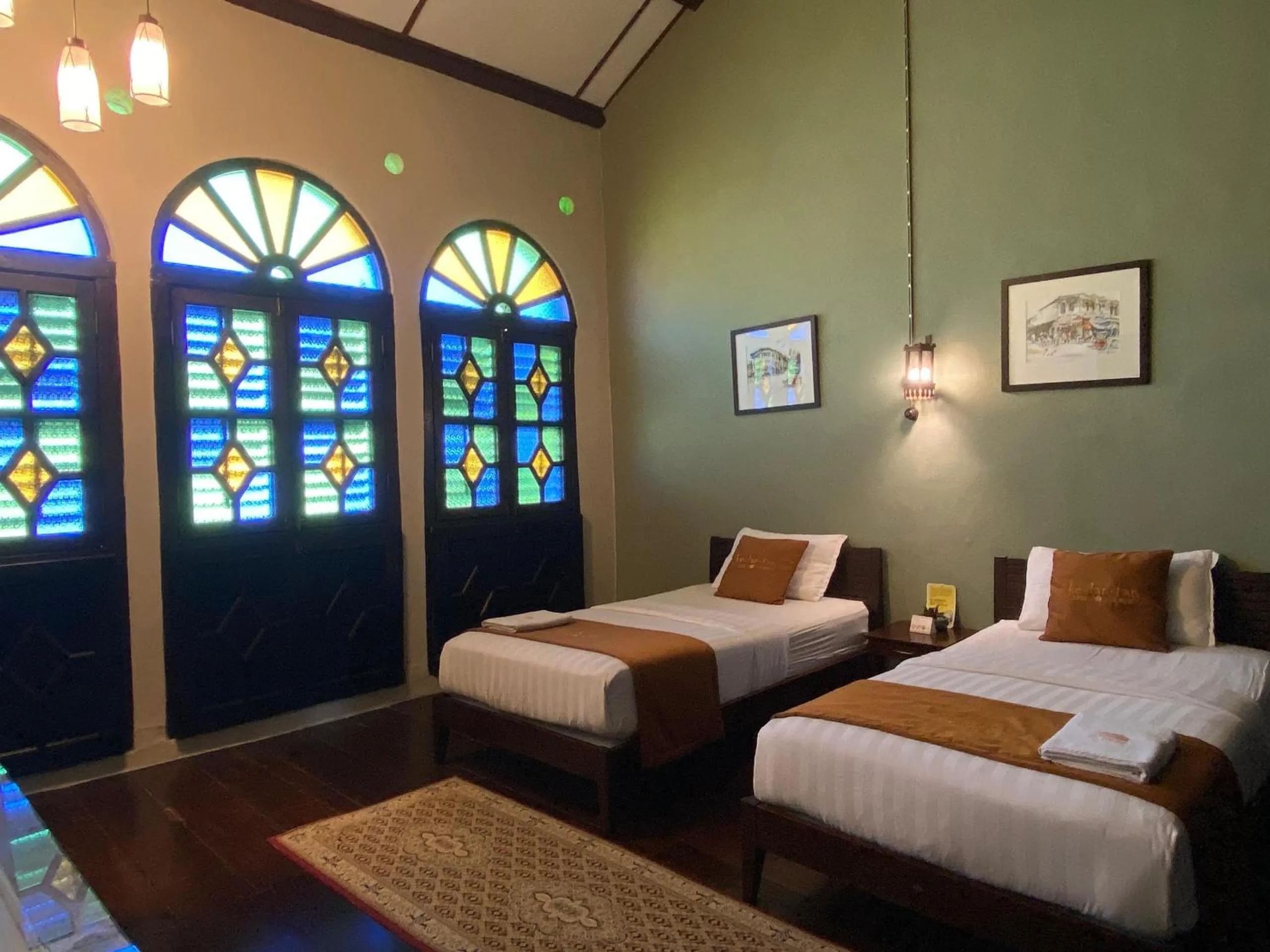 Bedroom, Bed in ke-lan-tan House