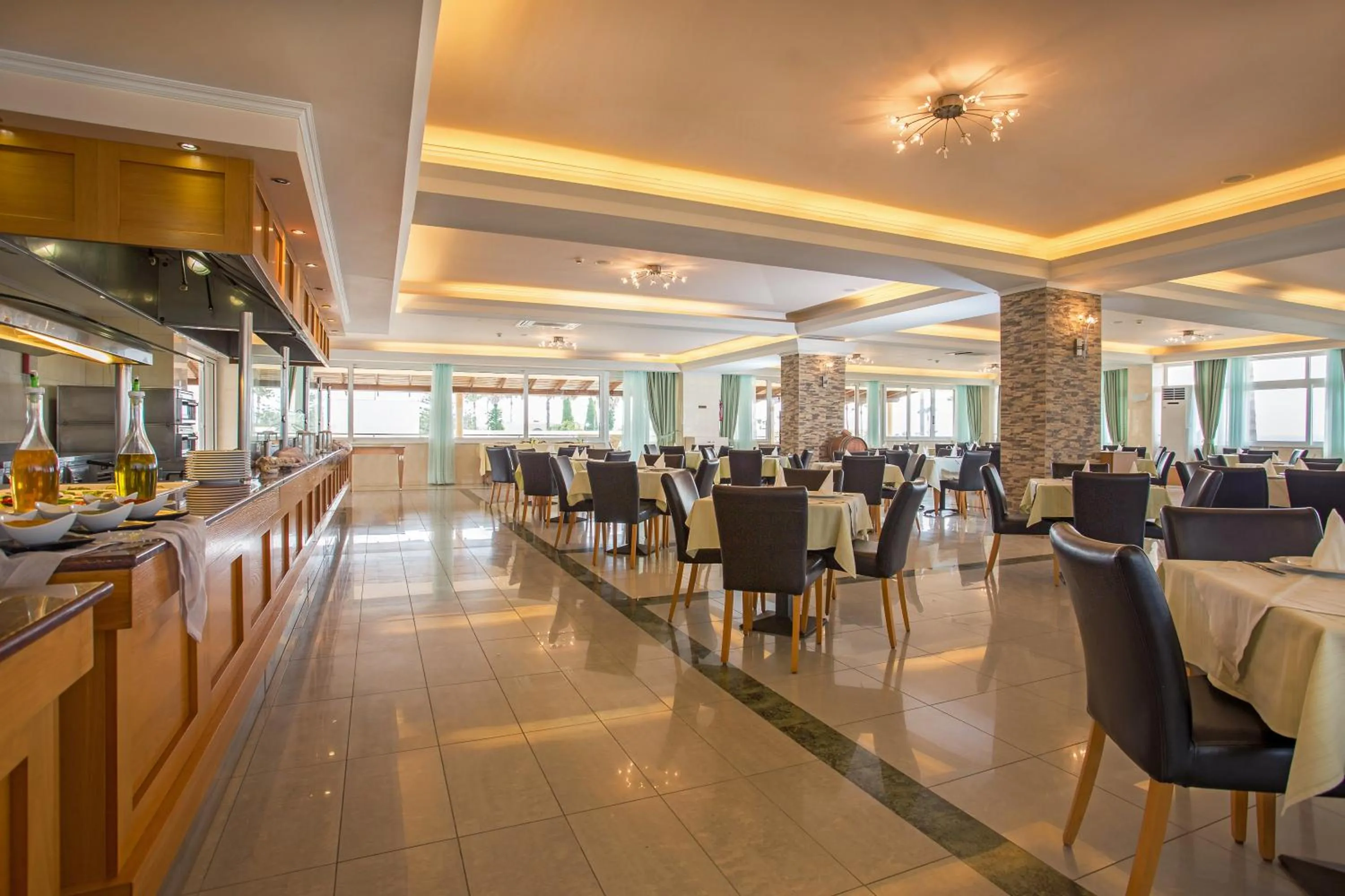 Restaurant/places to eat in Eurovillage Achilleas Hotel