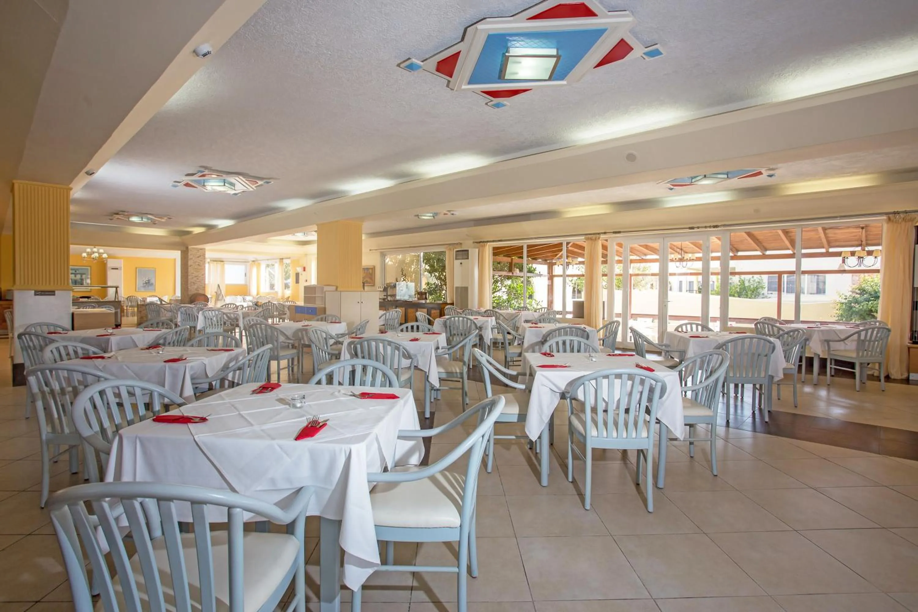 Restaurant/places to eat in Eurovillage Achilleas Hotel