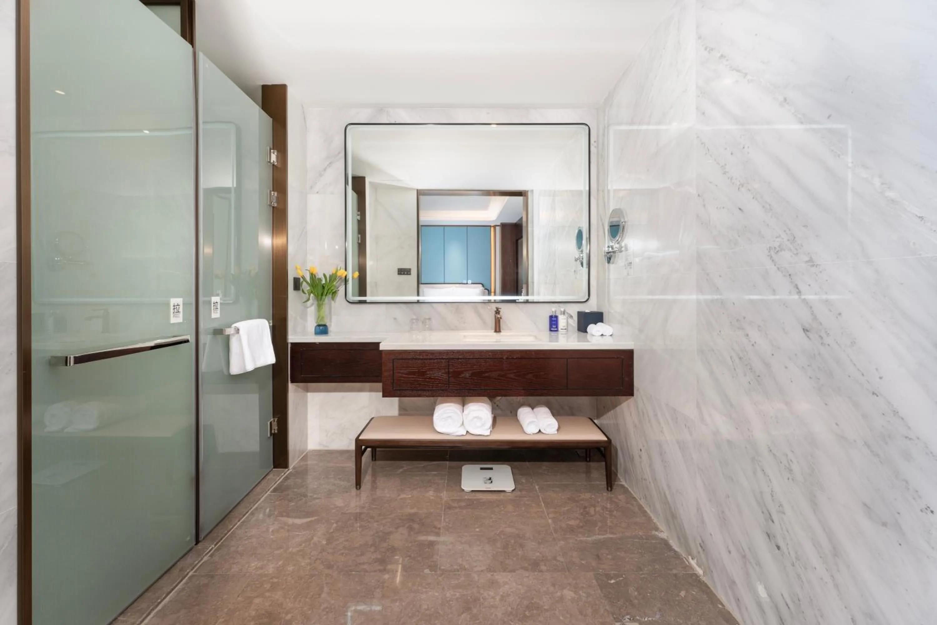 Bathroom in voco - Hangzhou Binjiang Minghao by IHG