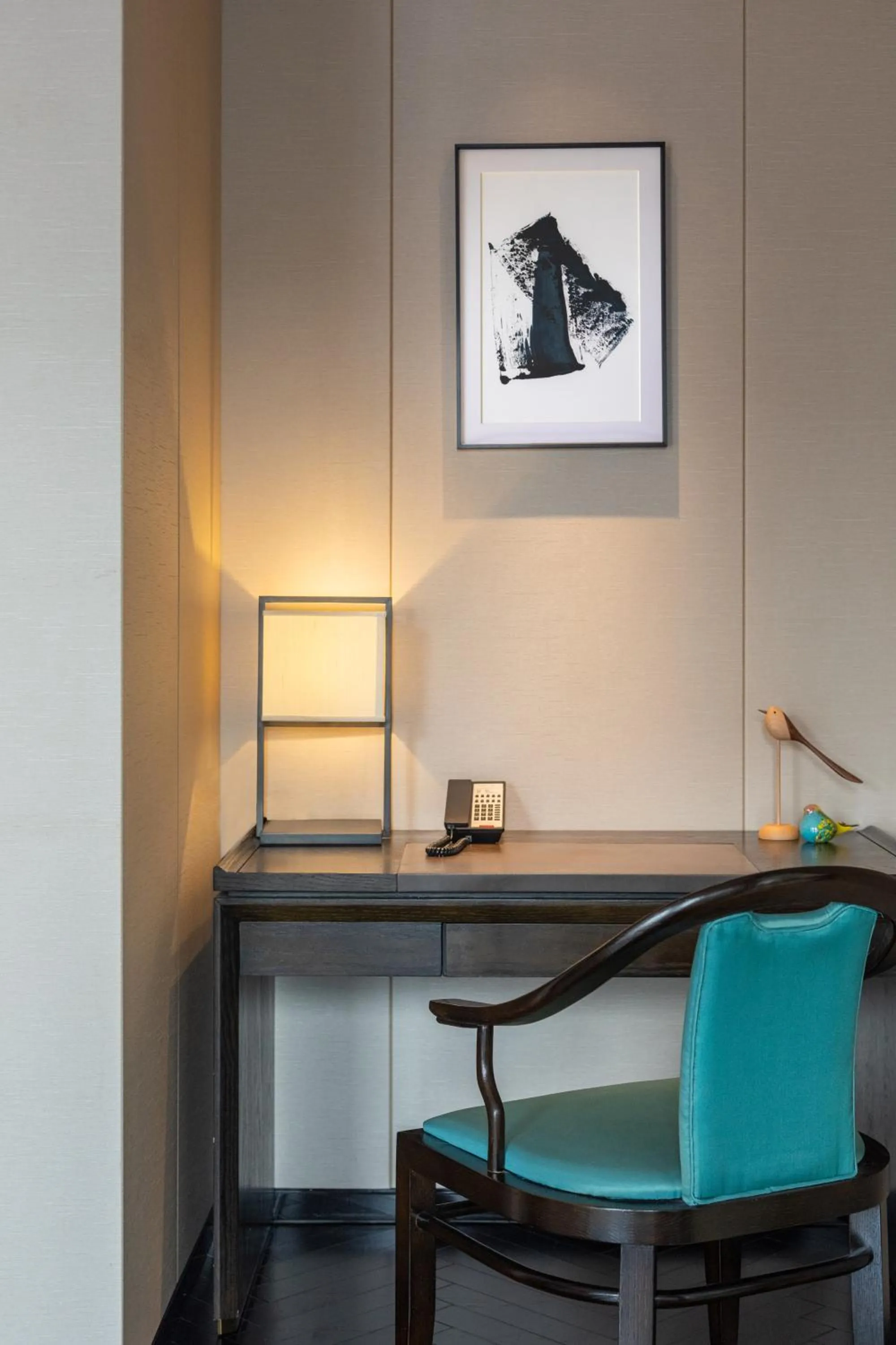 Seating area in voco - Hangzhou Binjiang Minghao by IHG