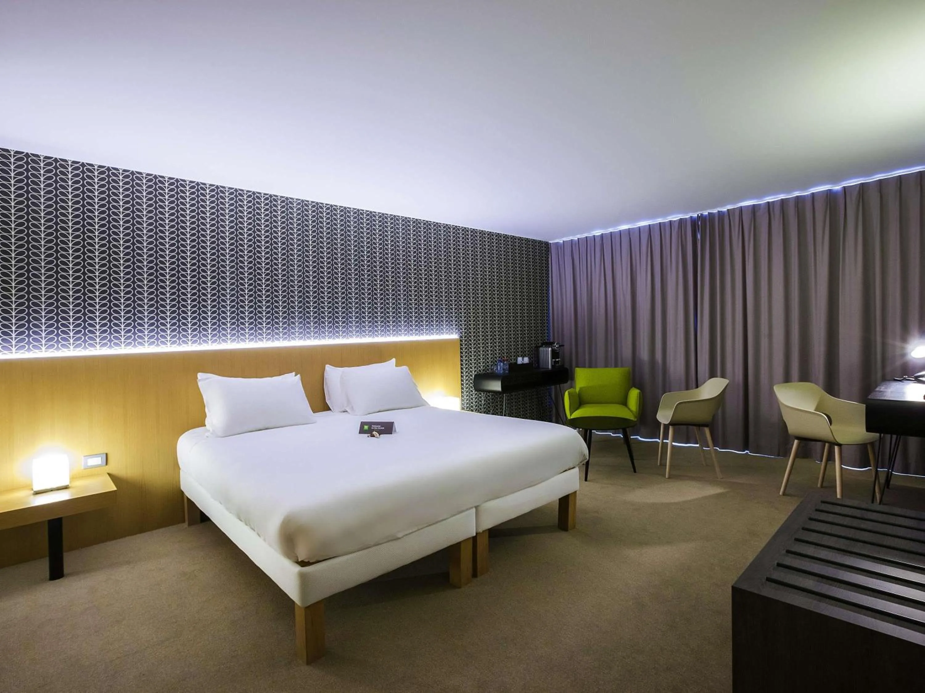 Bedroom, Bed in ibis Styles Kortrijk Expo