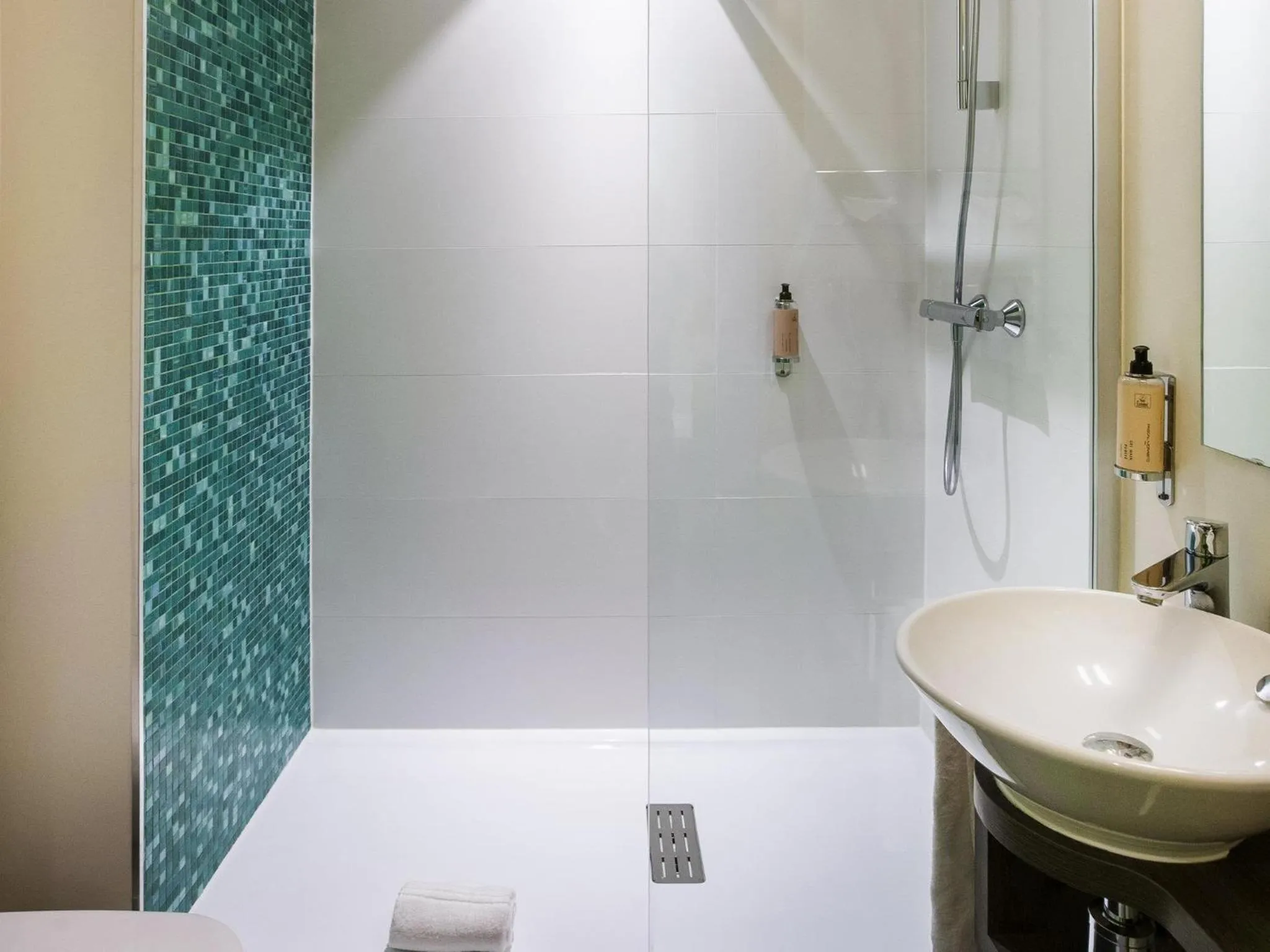 Bedroom in ibis Styles Kortrijk Expo