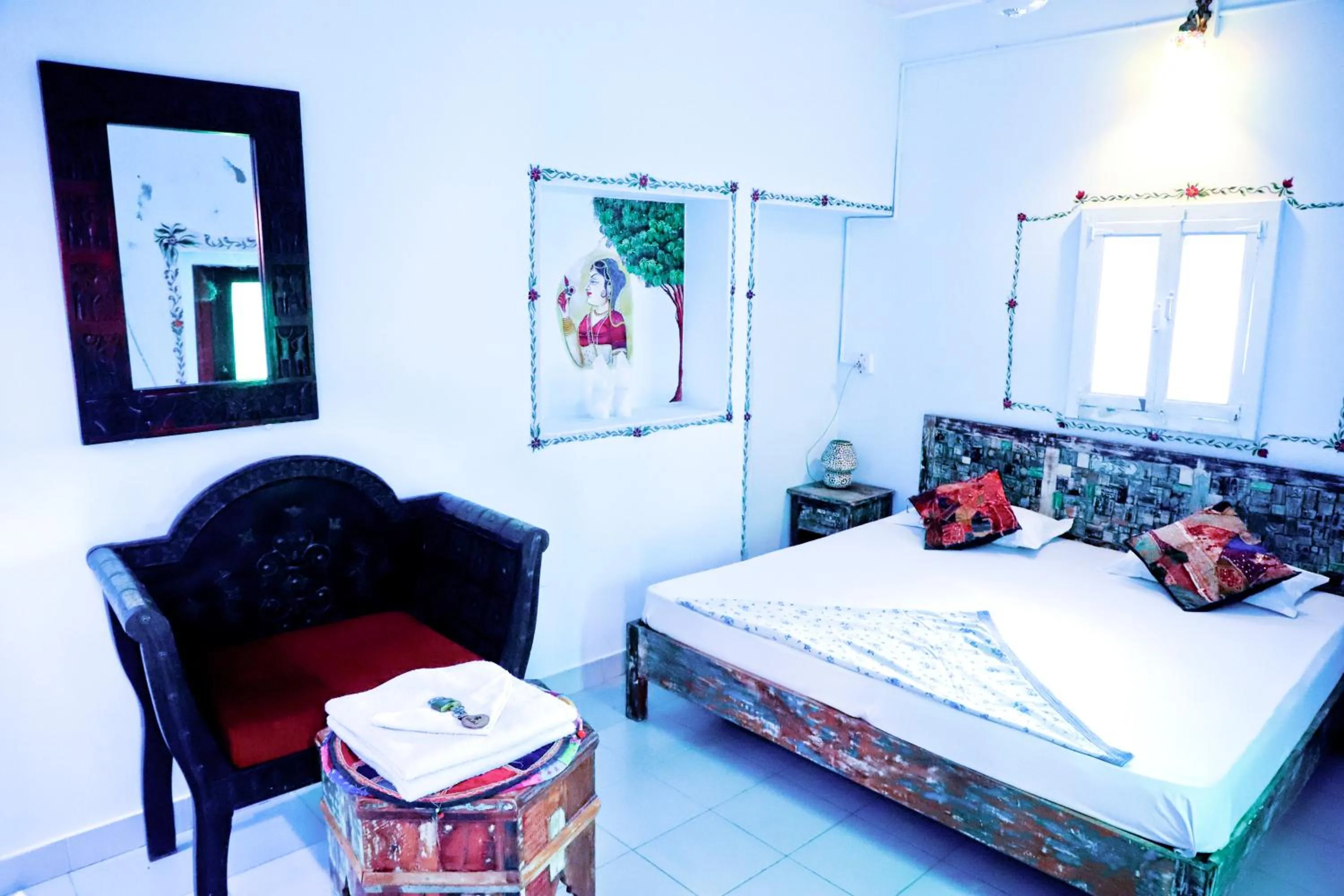 Bed in Singhvi's Haveli