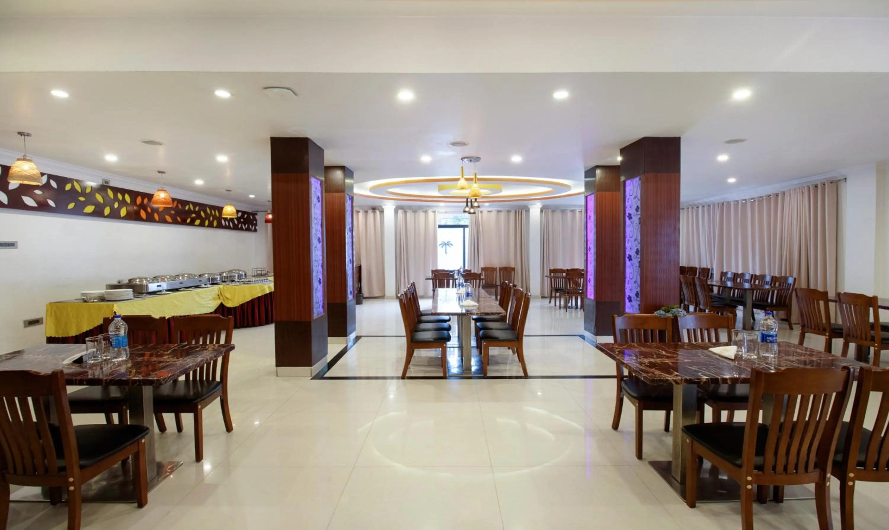 Restaurant/places to eat in Treebo Premium Palmyra Milford, 2 Km From Alleppey Beach