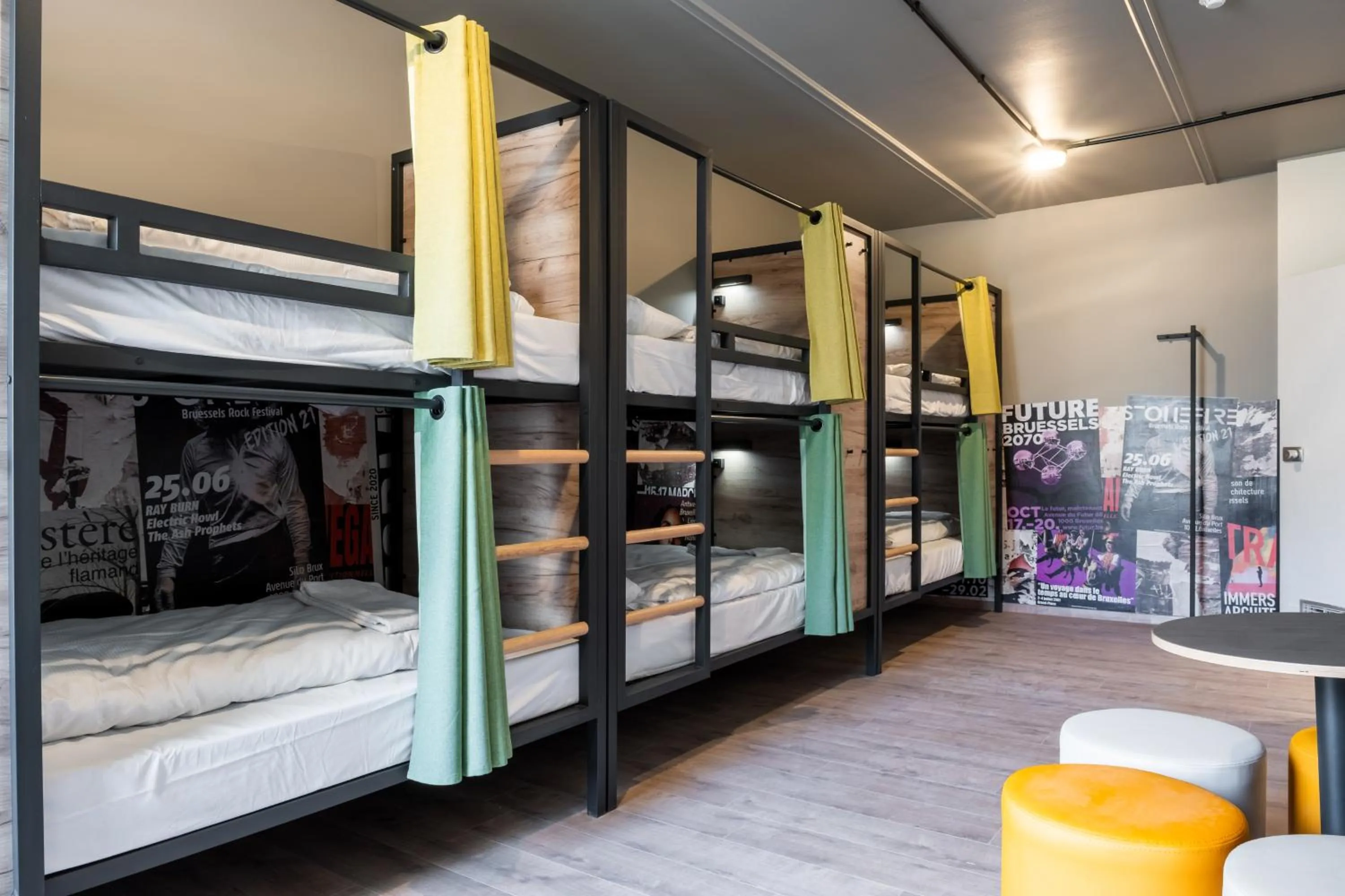 bunk bed, Bed in a&o Brussel Centrum