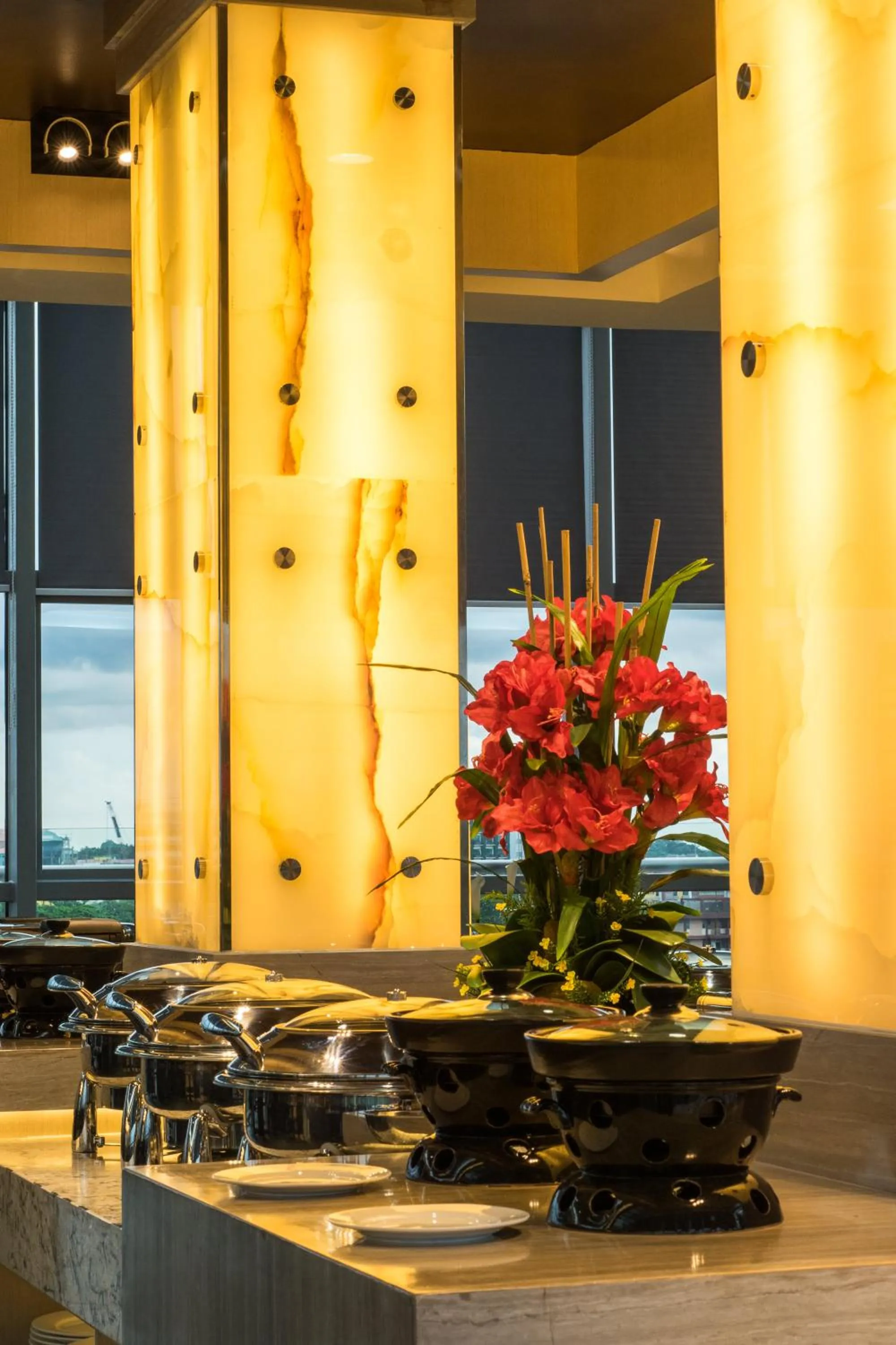 Restaurant/places to eat in Hotel Labuan Point