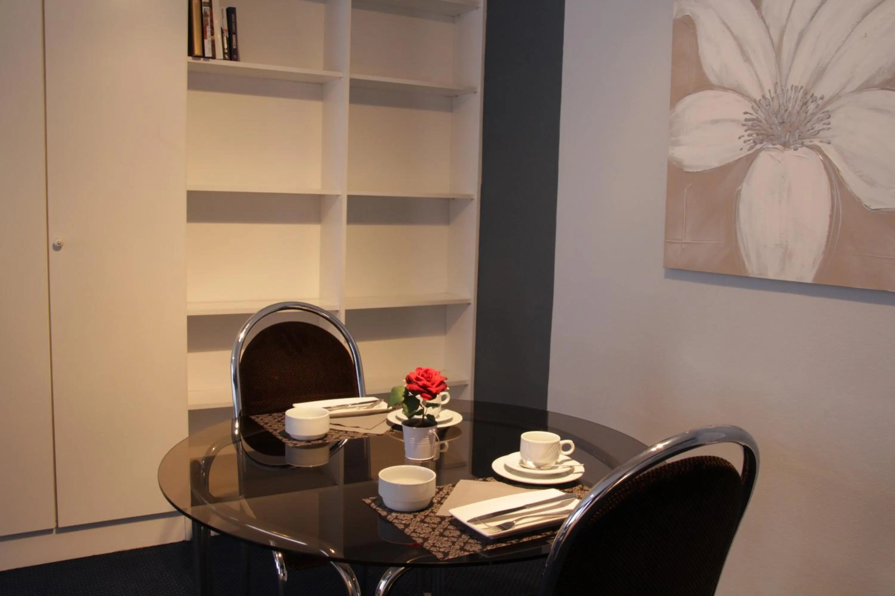 Dining area in First Euroflat Hotel