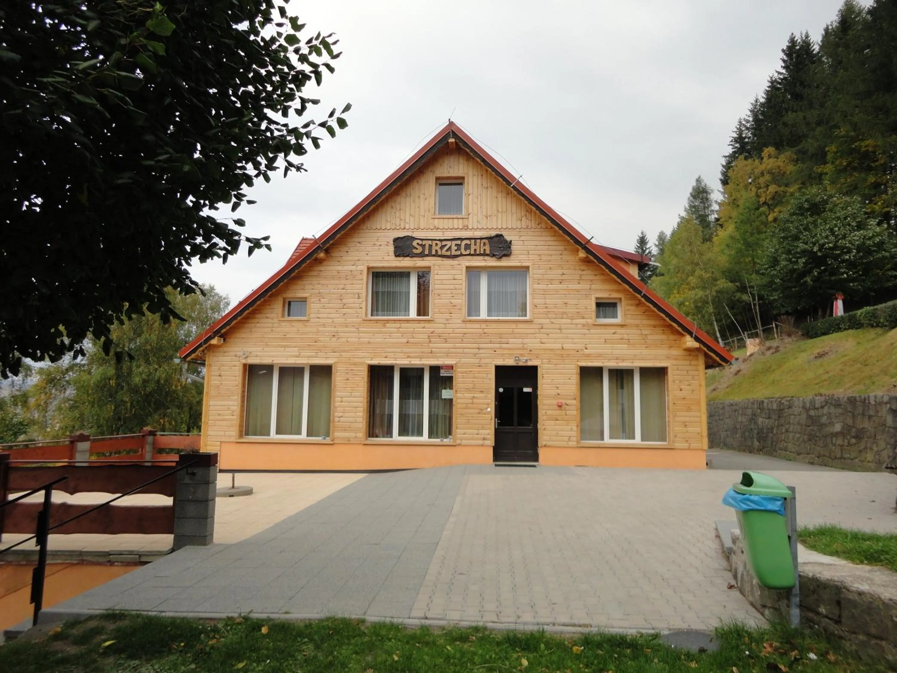 Facade/entrance in O.W.S. Strzecha