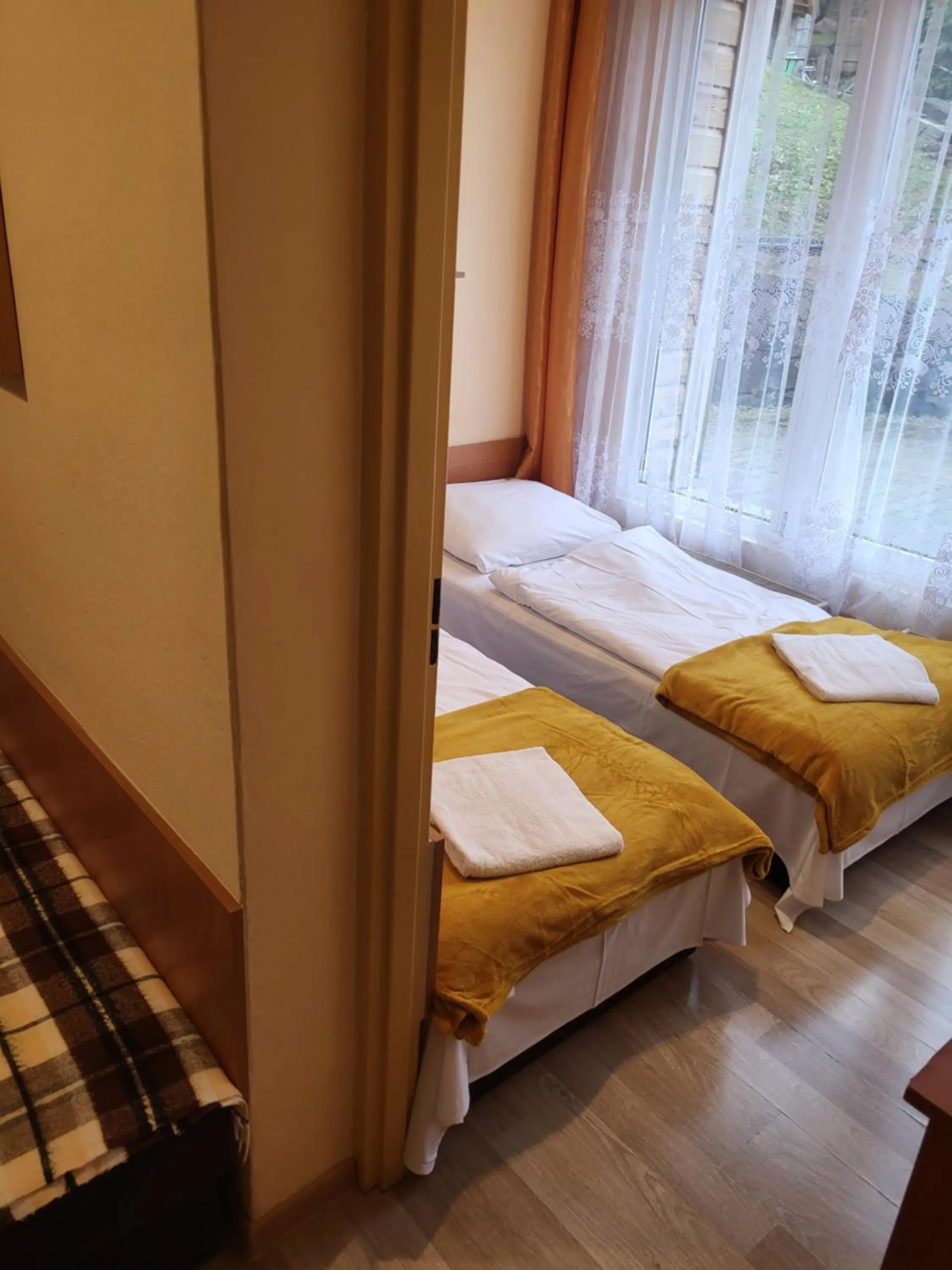 Photo of the whole room, Bed in O.W.S. Strzecha