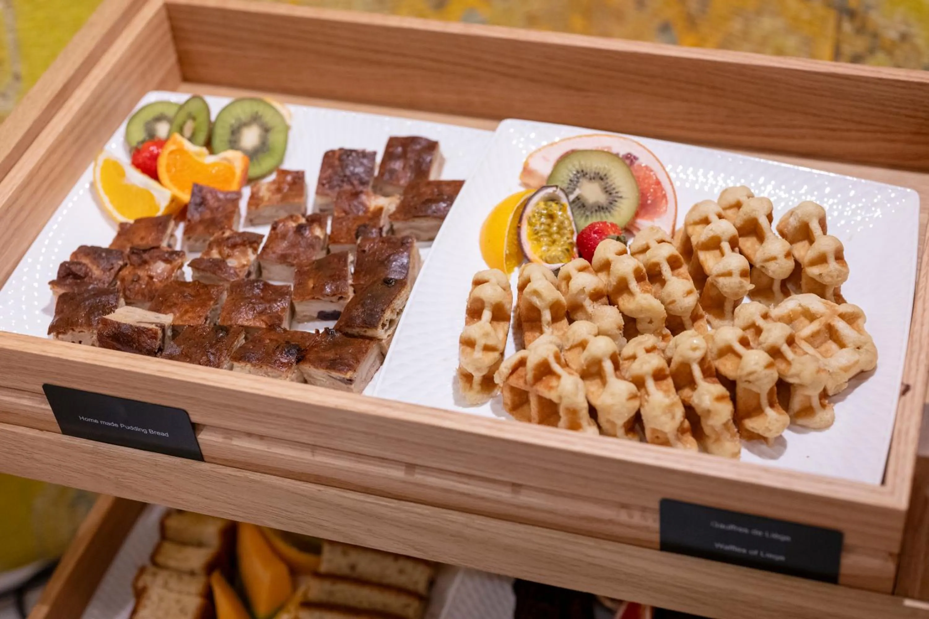 Buffet breakfast in Thon Hotel Bristol Stephanie