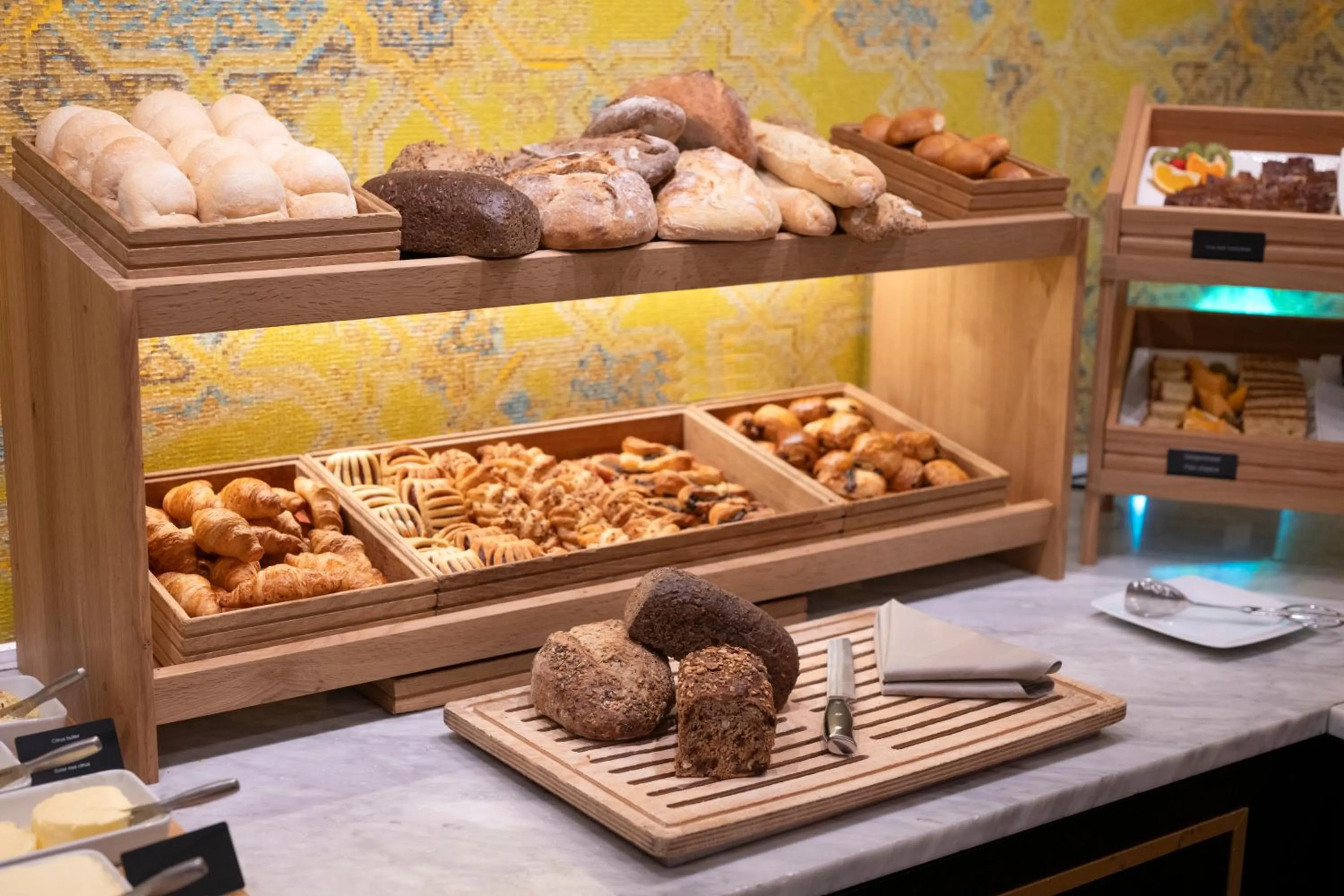 Buffet breakfast in Thon Hotel Bristol Stephanie