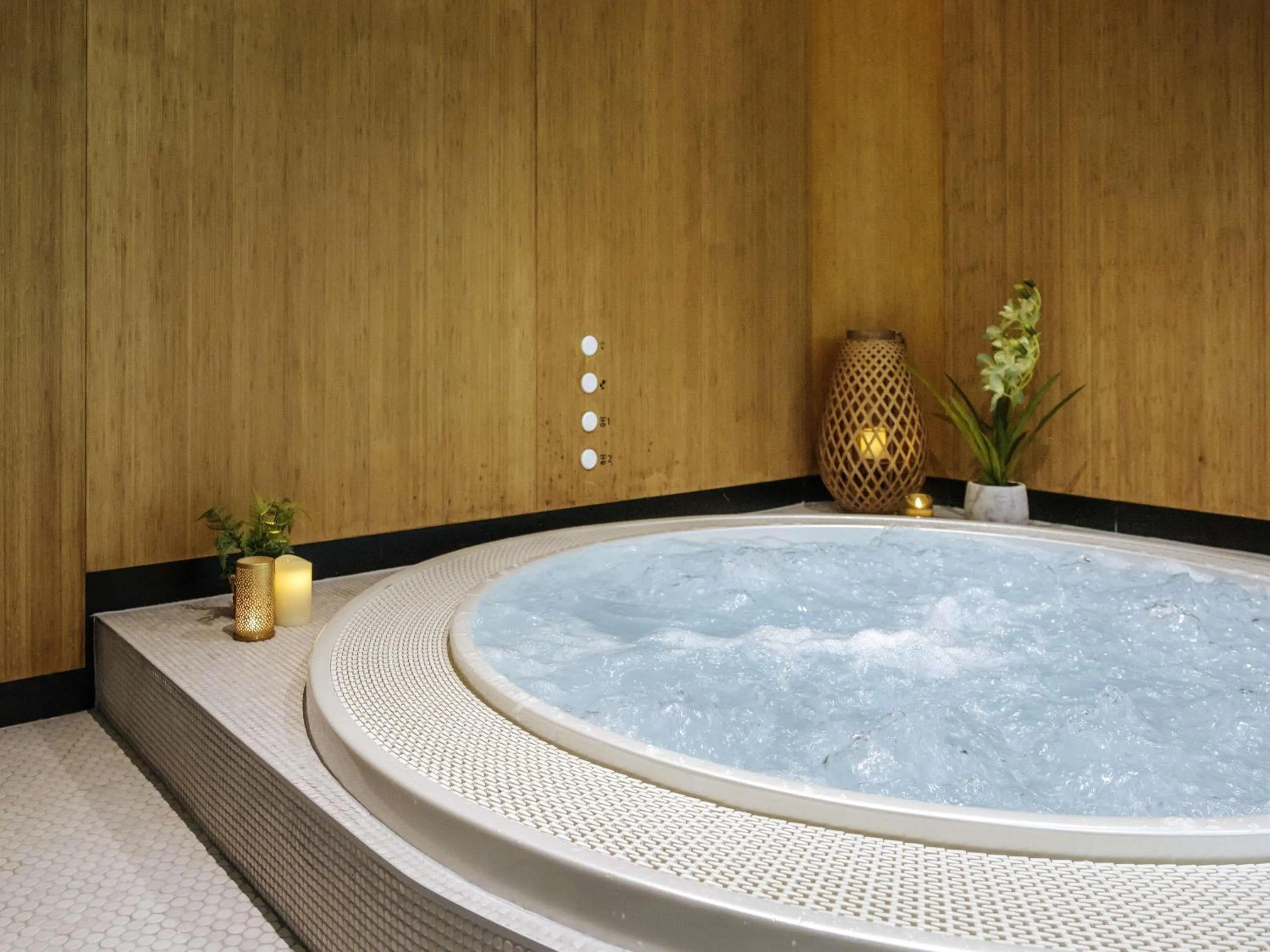 Spa and wellness centre/facilities in Mercure Namur Hotel