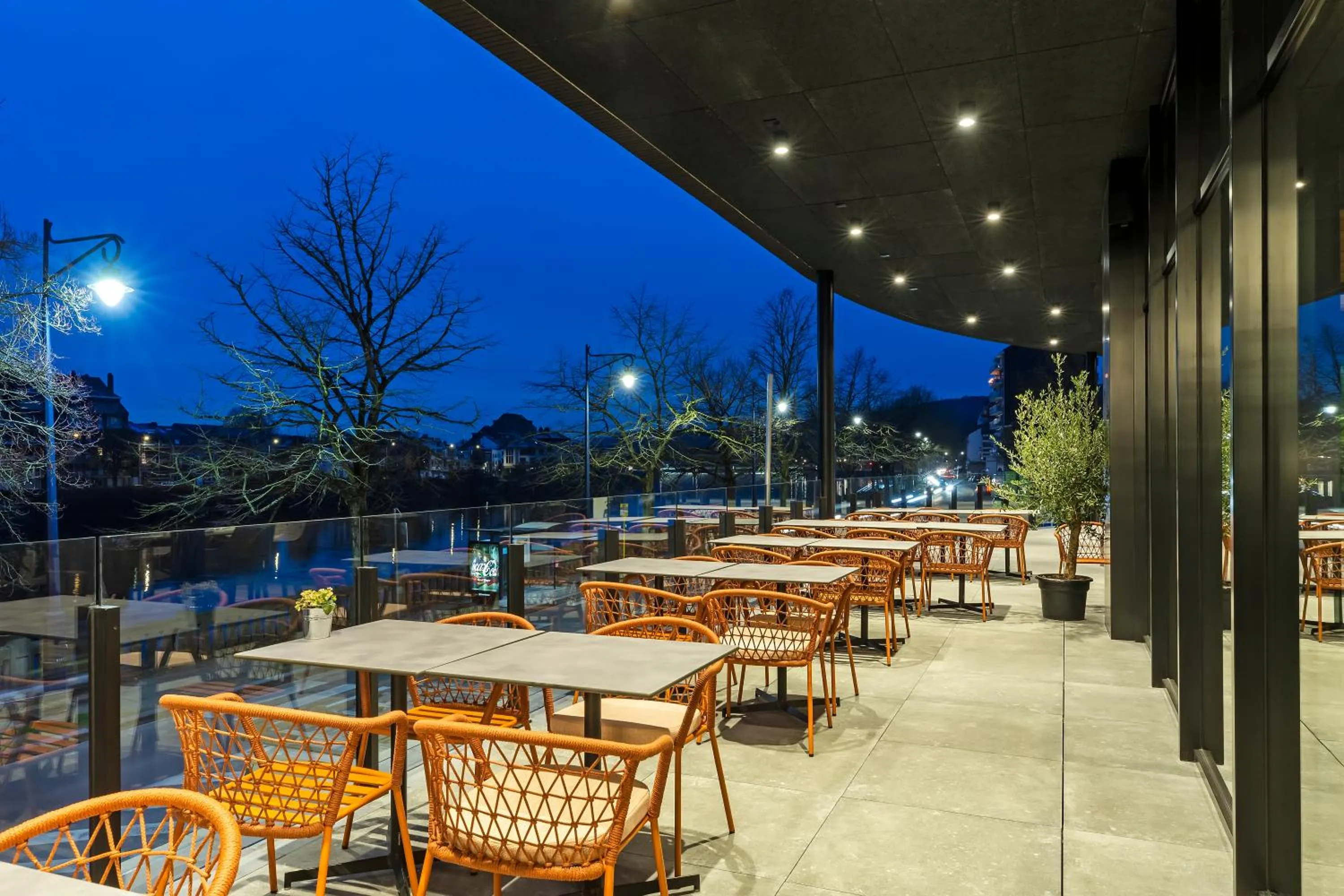 Patio in Mercure Namur Hotel
