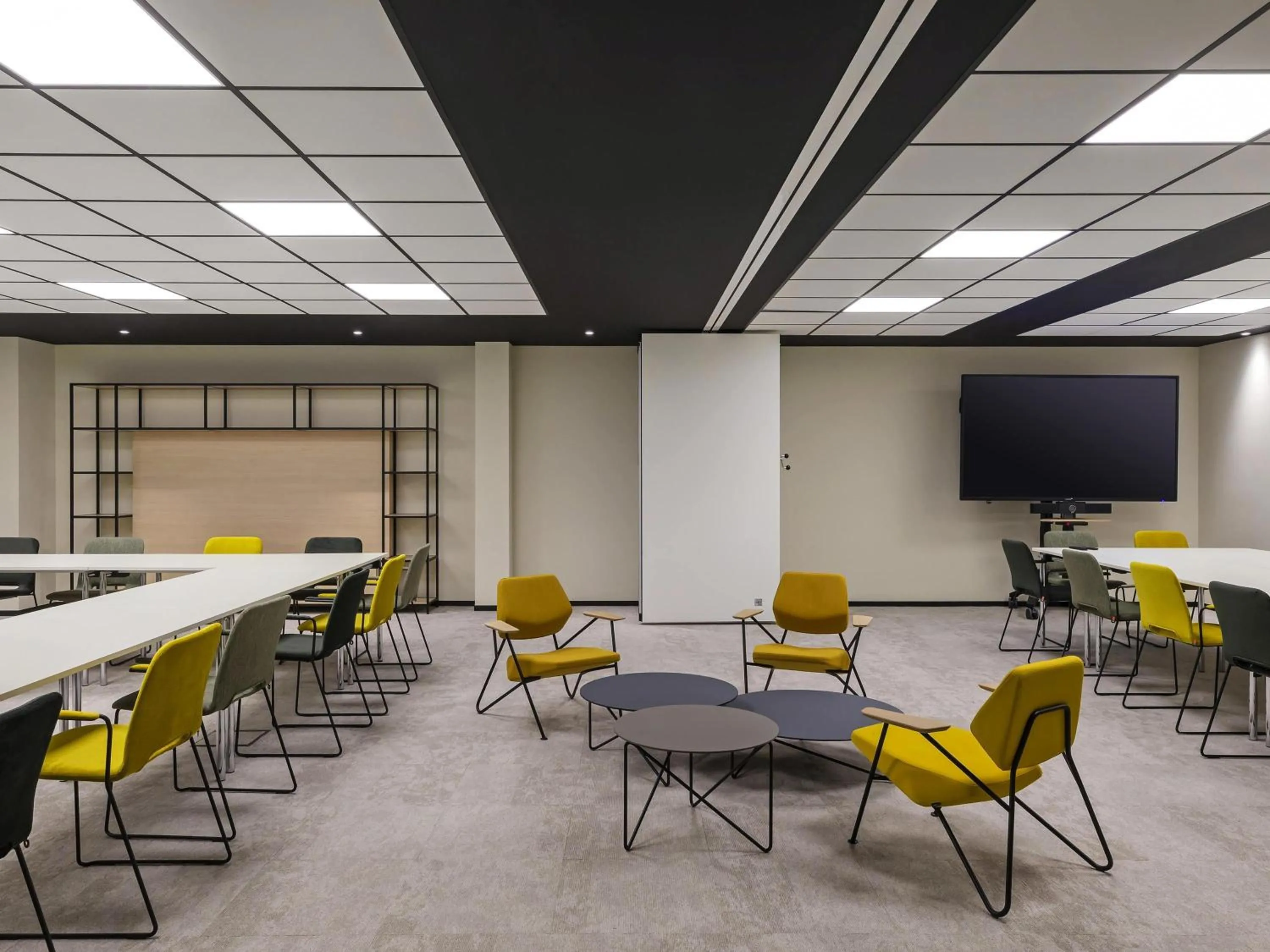 Meeting/conference room in Mercure Namur Hotel