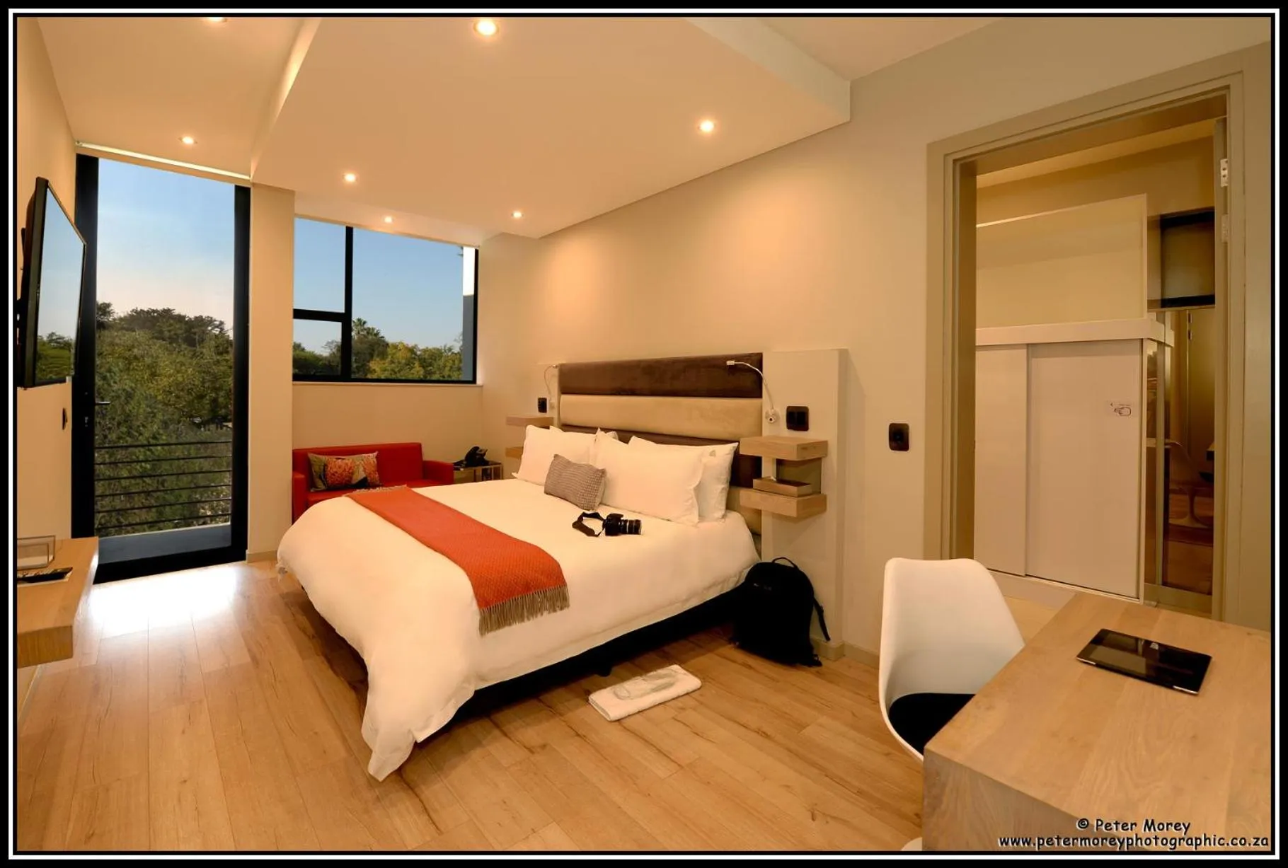 Bathroom, Bed in The Lakes Boutique Lodge