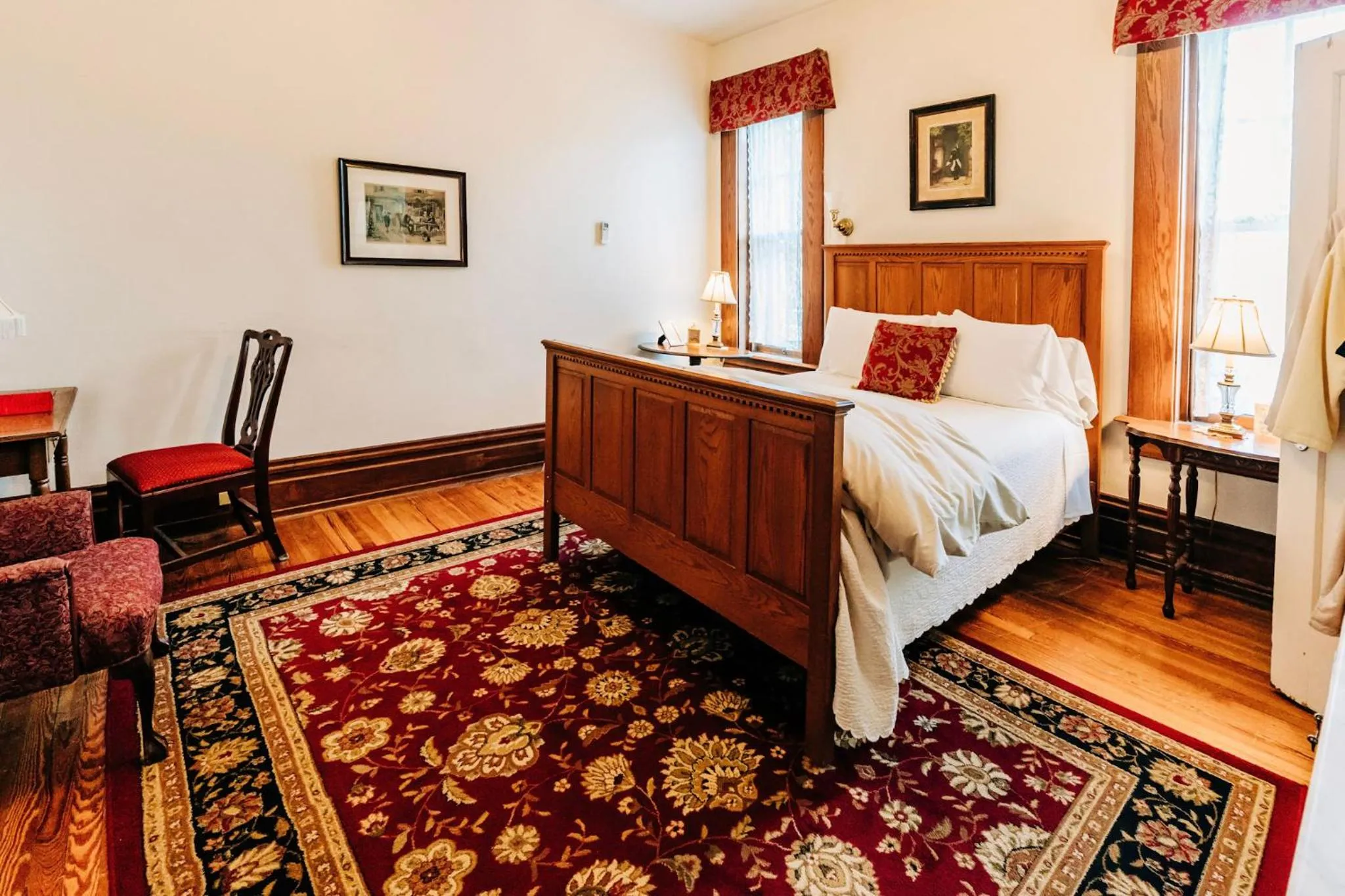 Bedroom, Bed in Mercersburg Inn