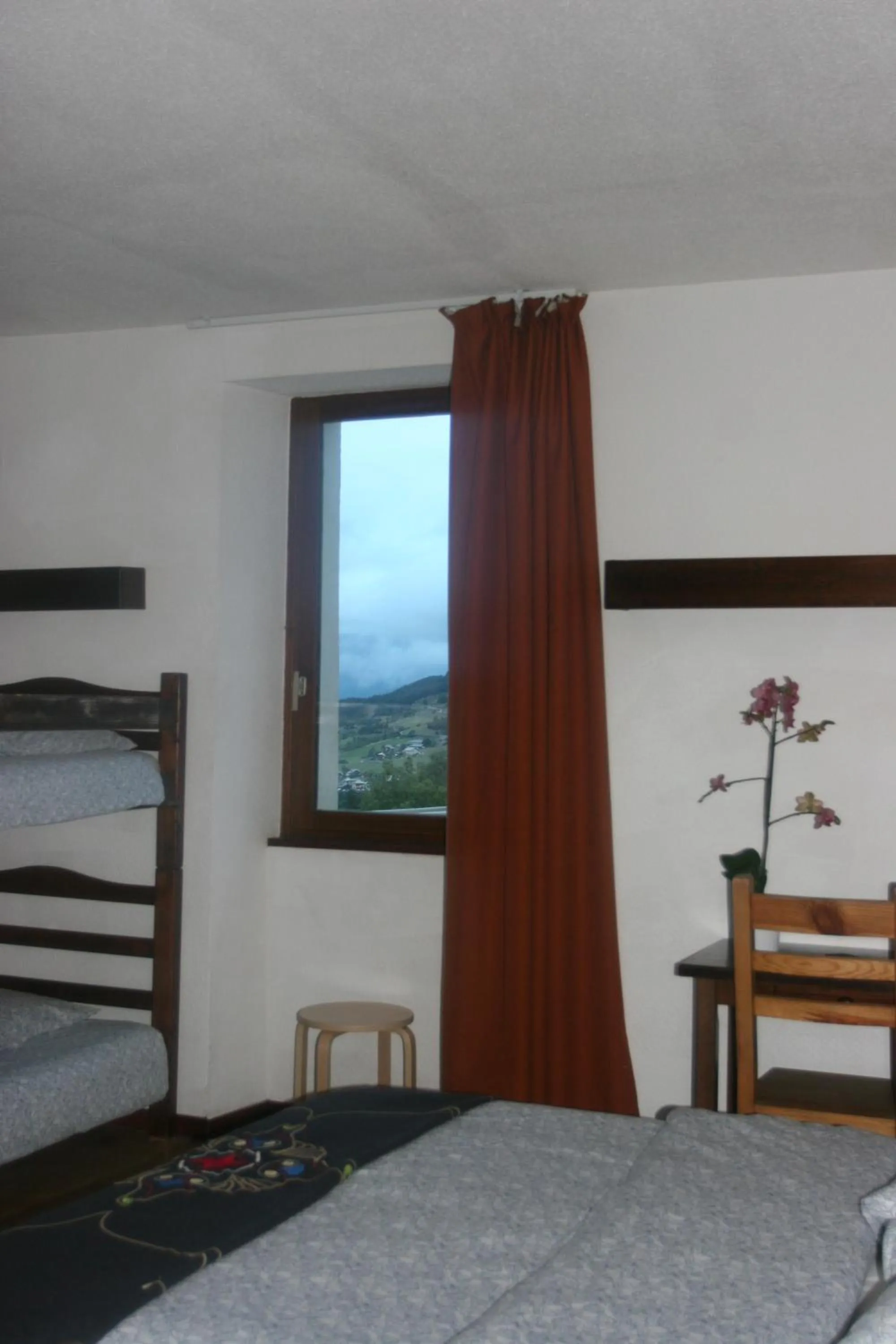 bunk bed in Hotel La Portette