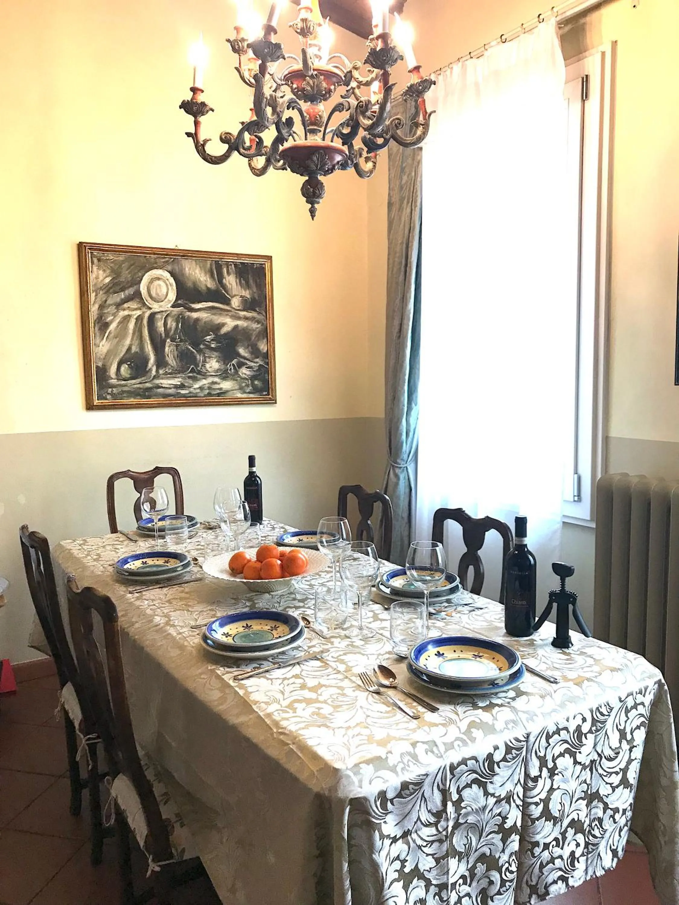 Dining area in Pepi apartments
