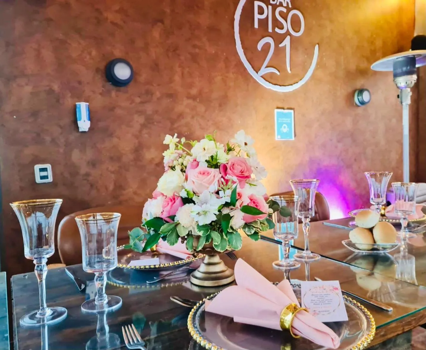 Food and drinks in Gran Cavancha Hotel & Apartment