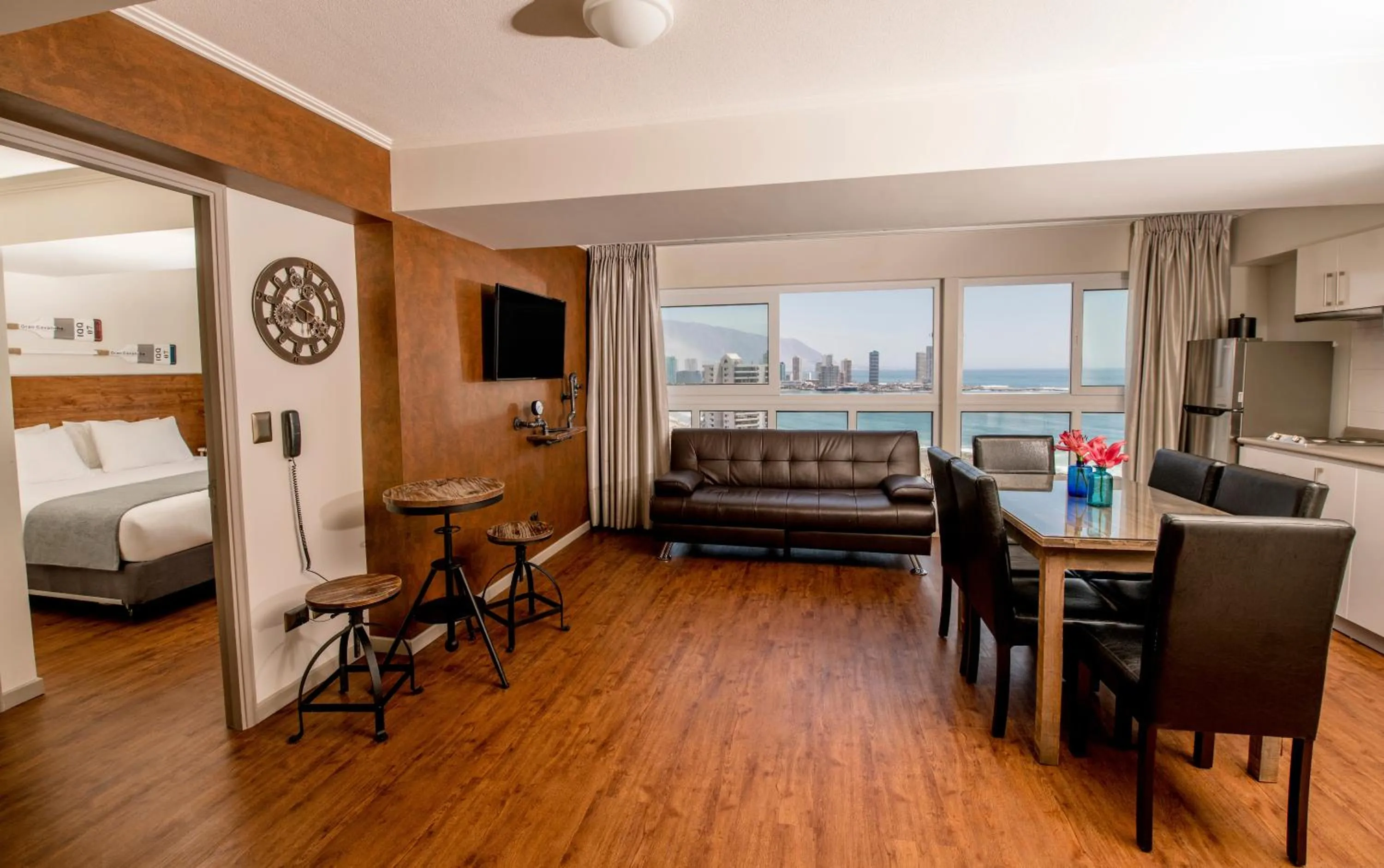 Photo of the whole room, Bed in Gran Cavancha Hotel & Apartment