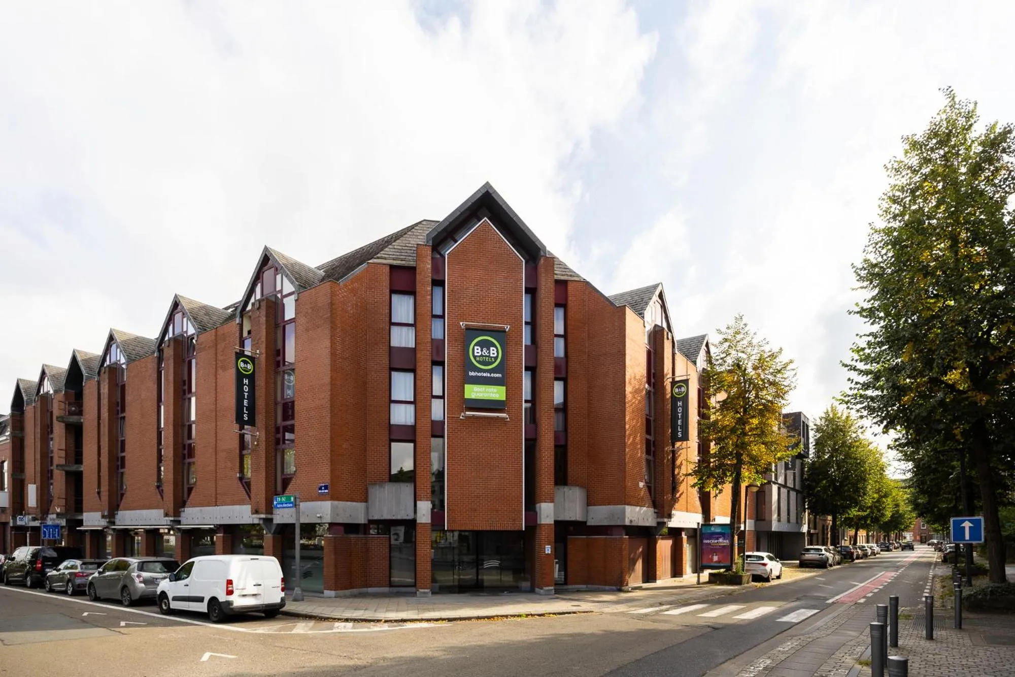 Property building in B&B HOTEL Mons Centre