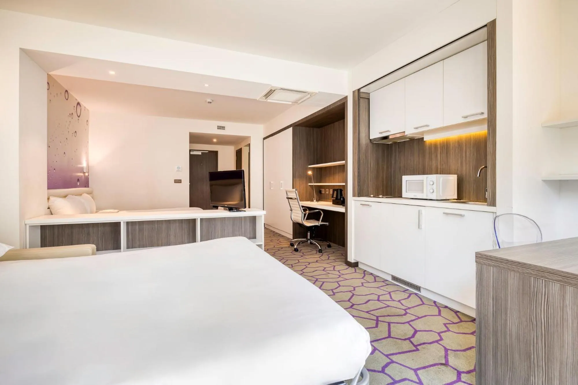 Bedroom, Bed in B&B HOTEL Mons Centre