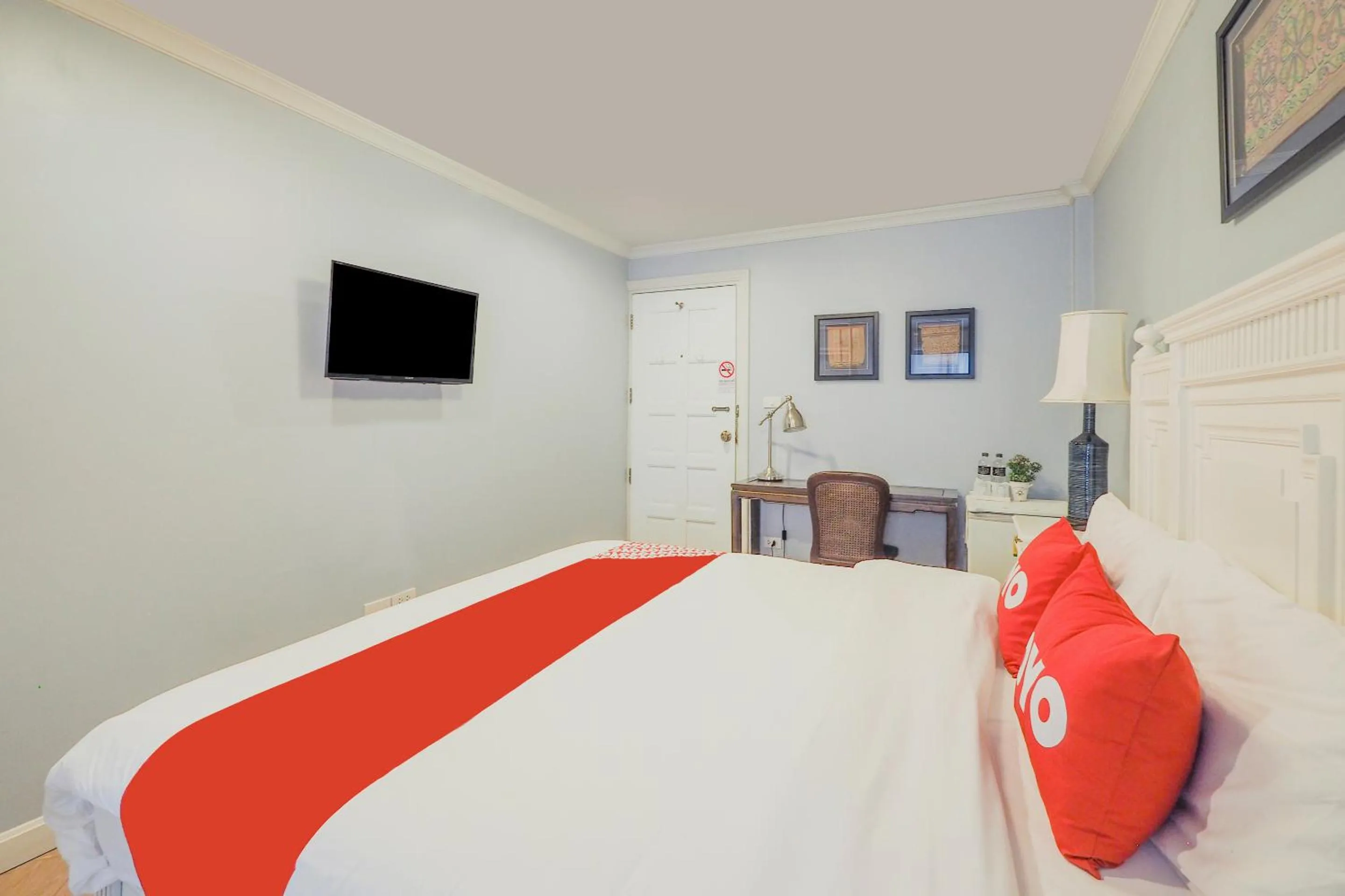 Bedroom, Bed in OYO 899 Villa De Hun