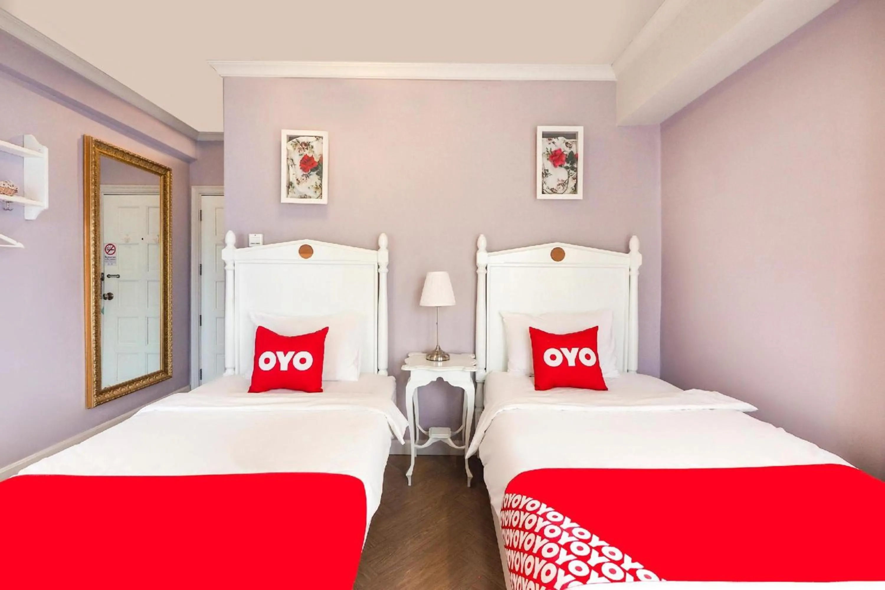 Bedroom, Bed in OYO 899 Villa De Hun