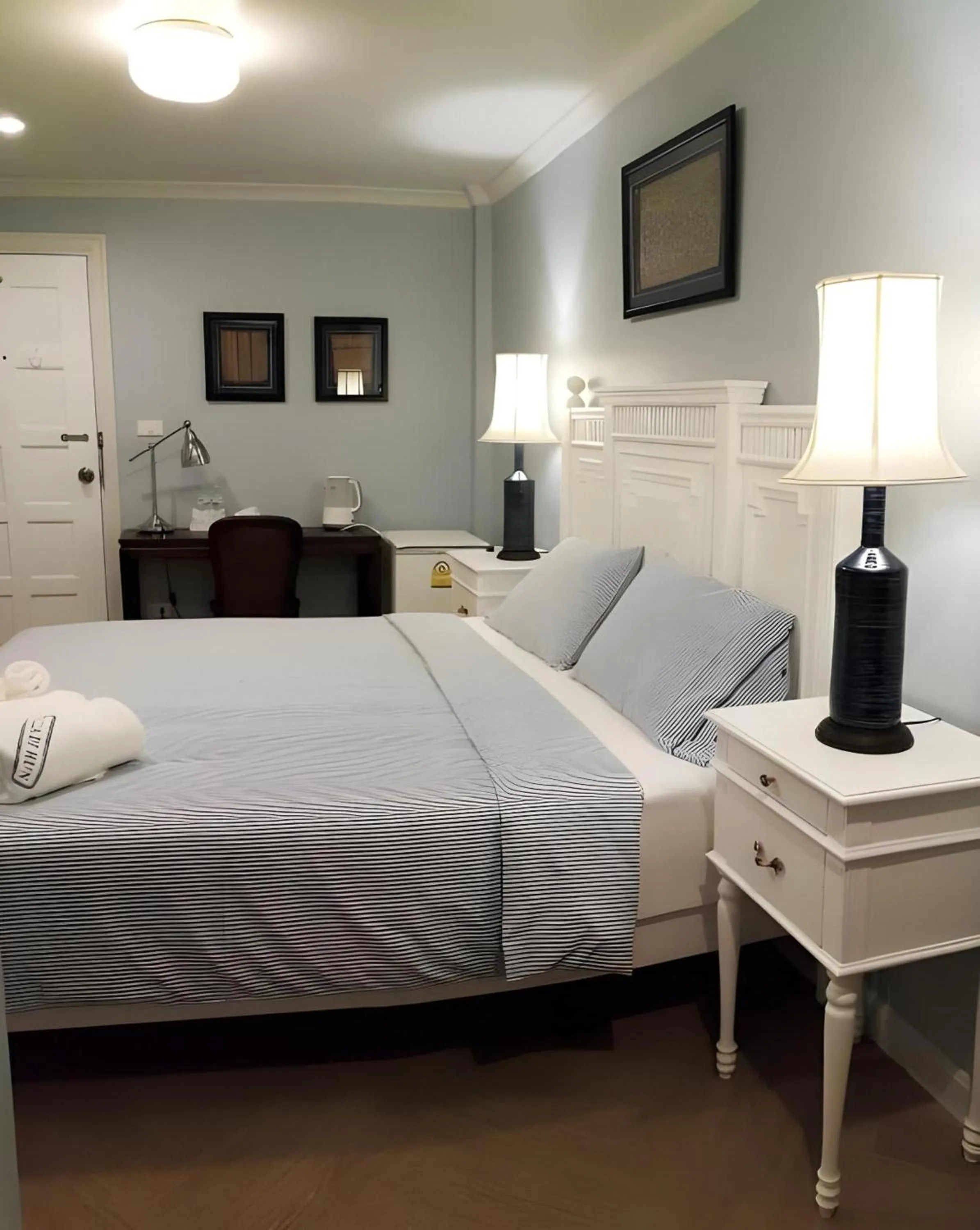 Photo of the whole room, Bed in OYO 899 Villa De Hun